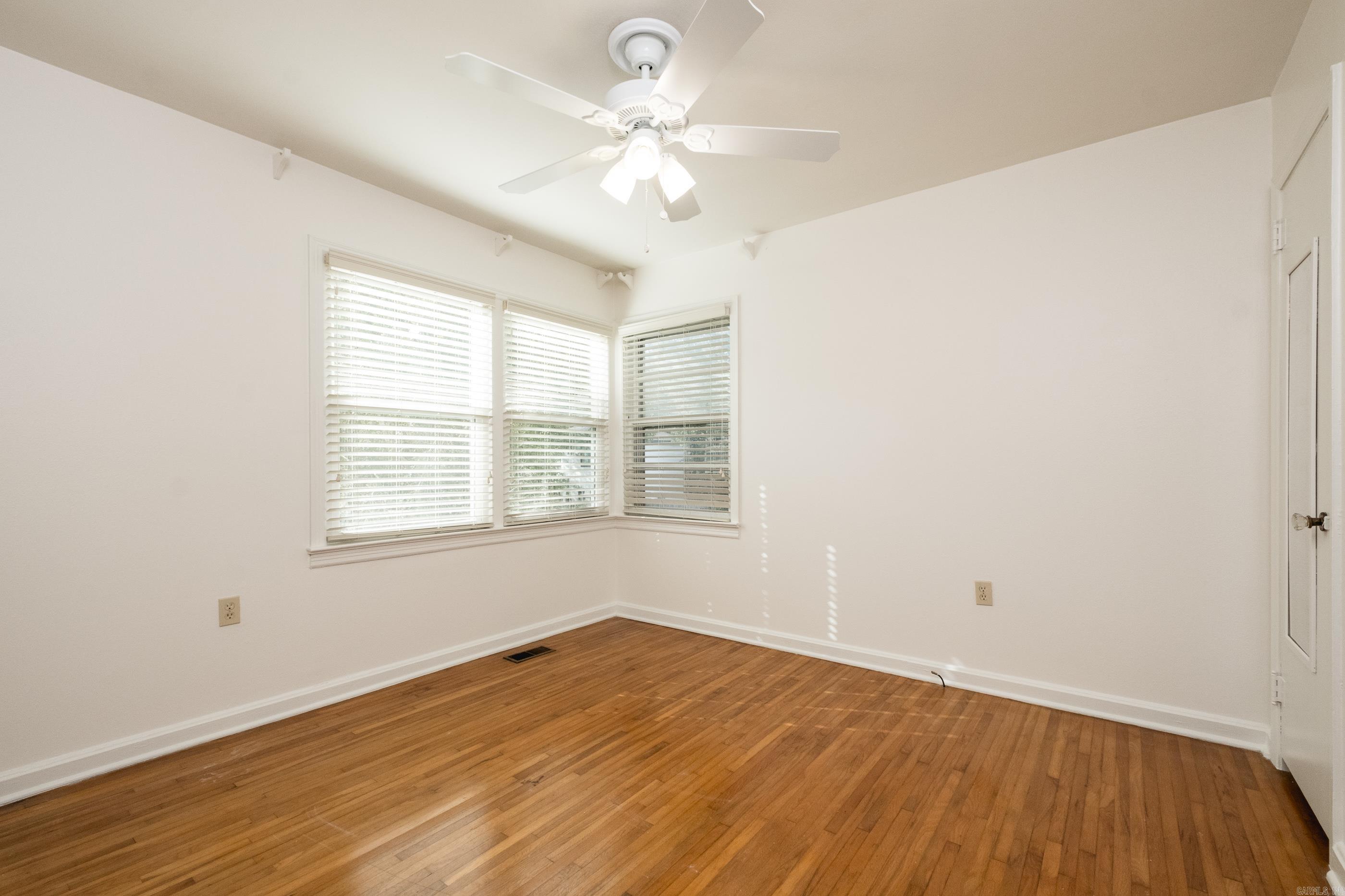 QUEEN MANOR ADDN - Residential
