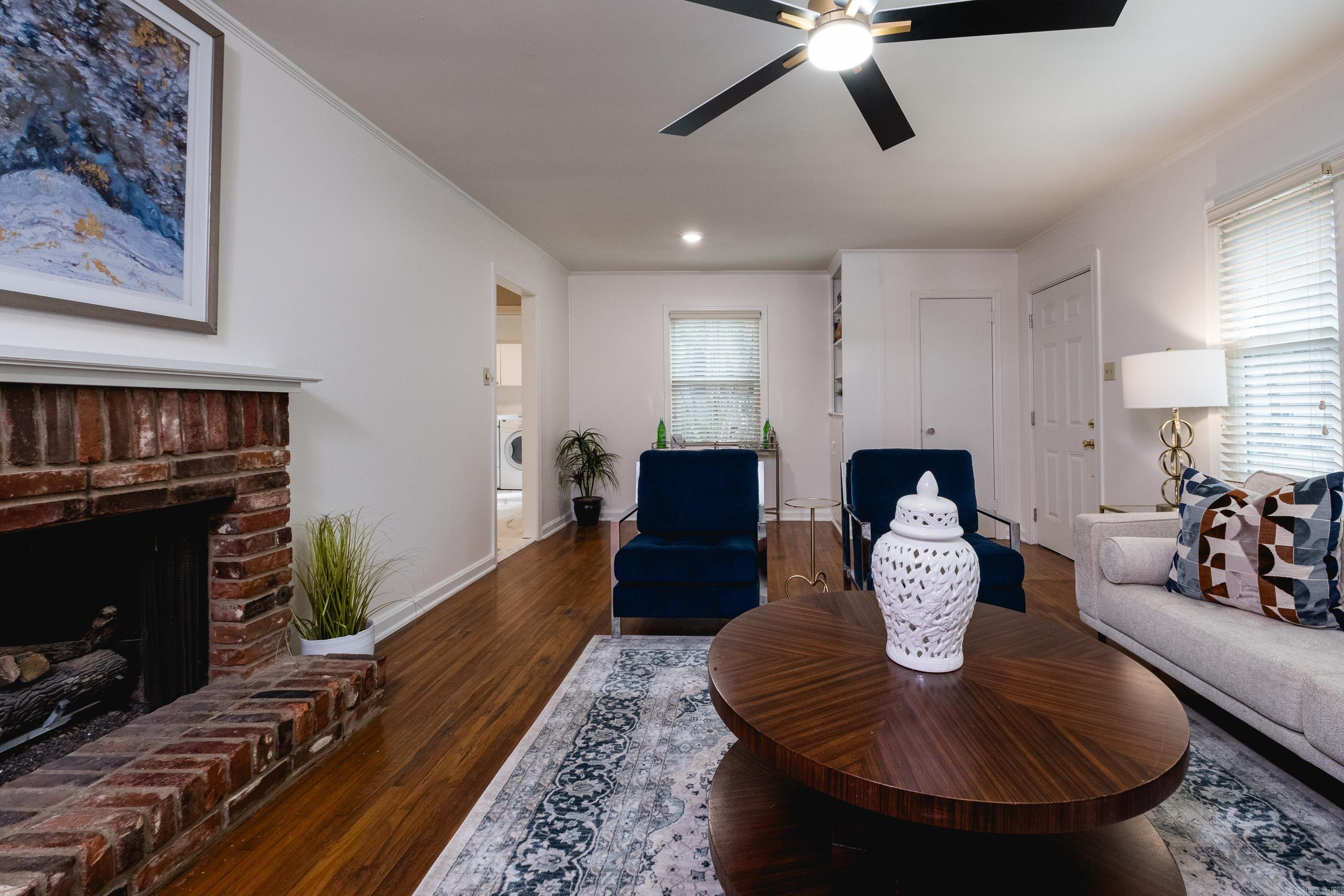 QUEEN MANOR ADDN - Residential