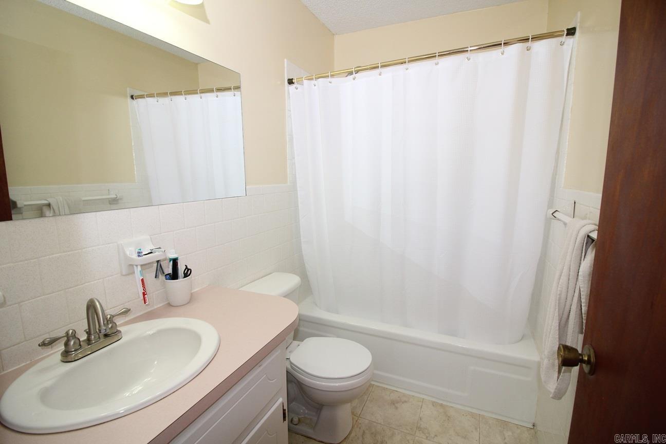 GRACESON ACRES - Residential