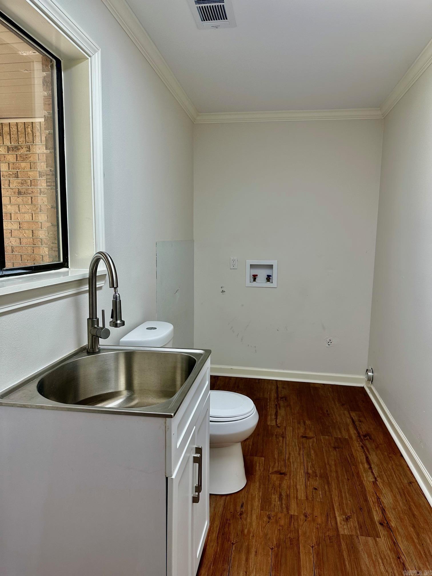 BEVERLY PLACE - Residential