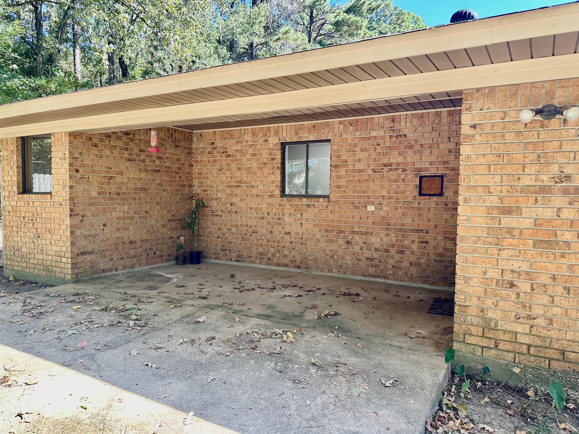 BEVERLY PLACE - Residential