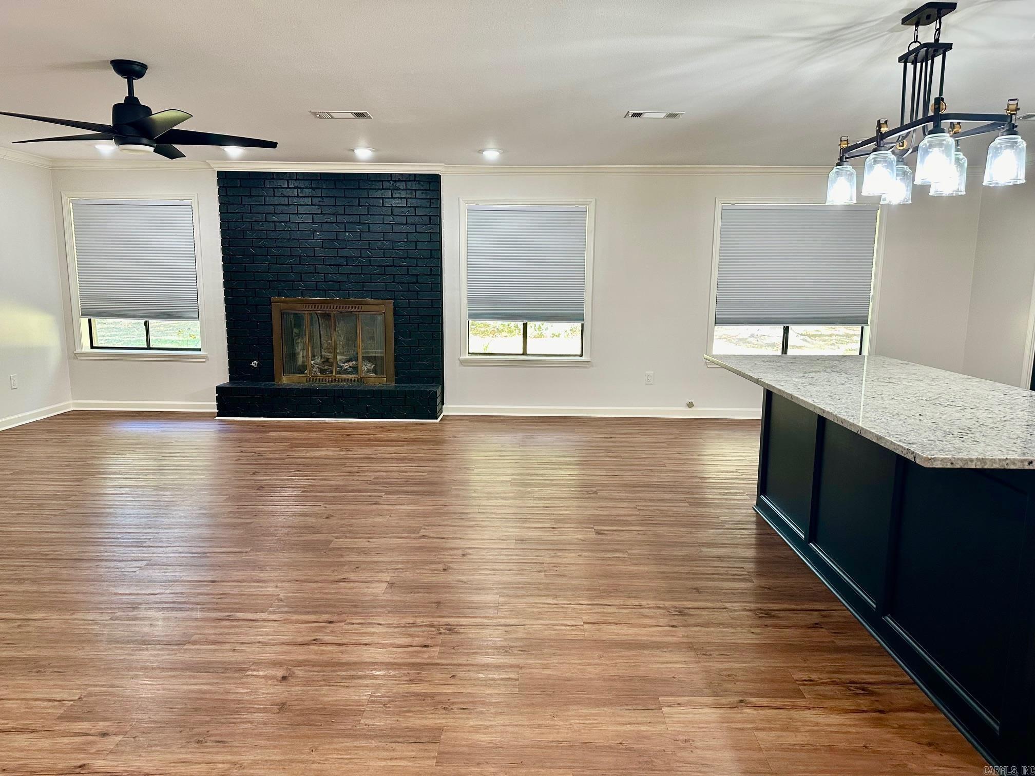 BEVERLY PLACE - Residential