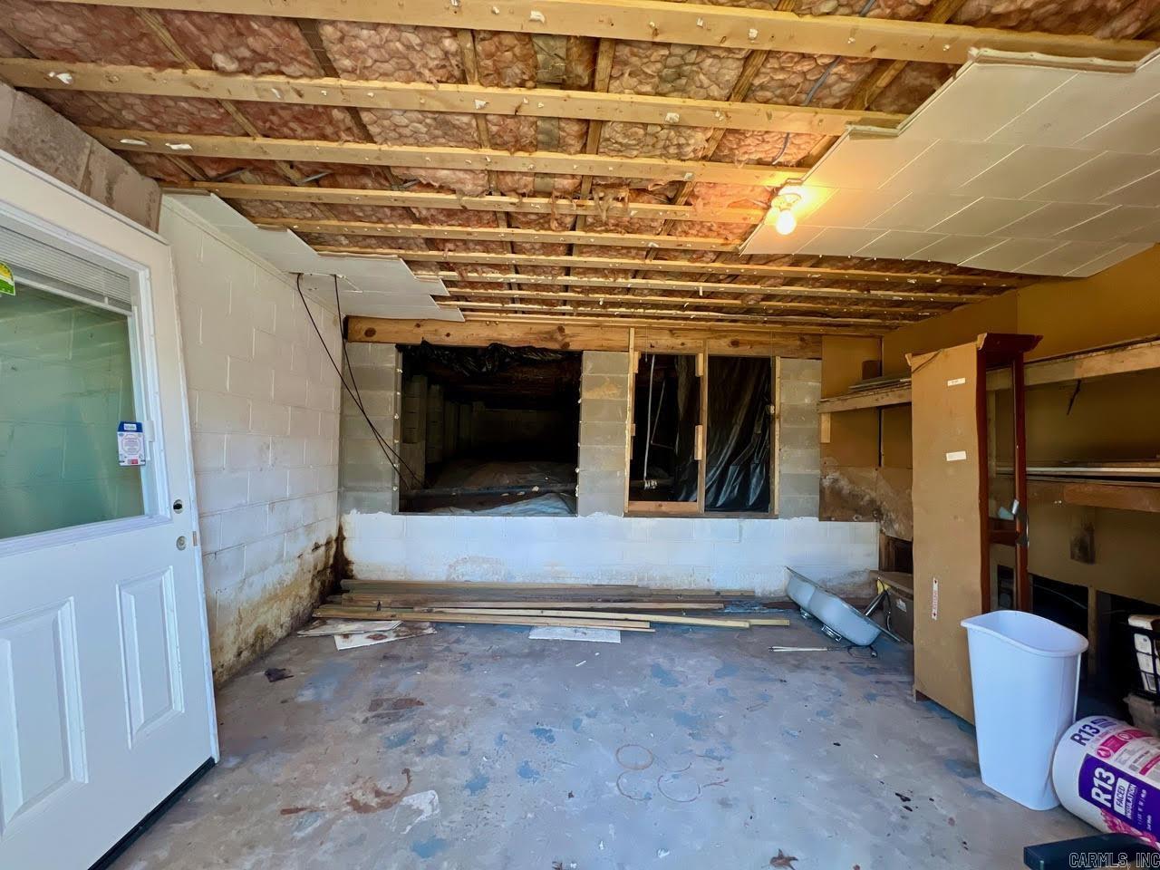 Lake View - Residential