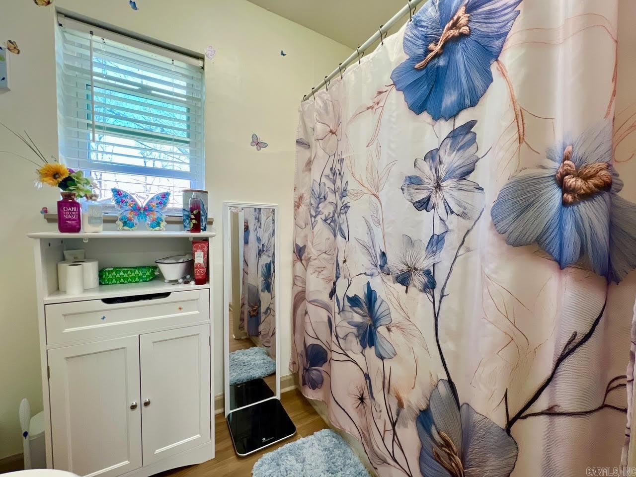 Lake View - Residential