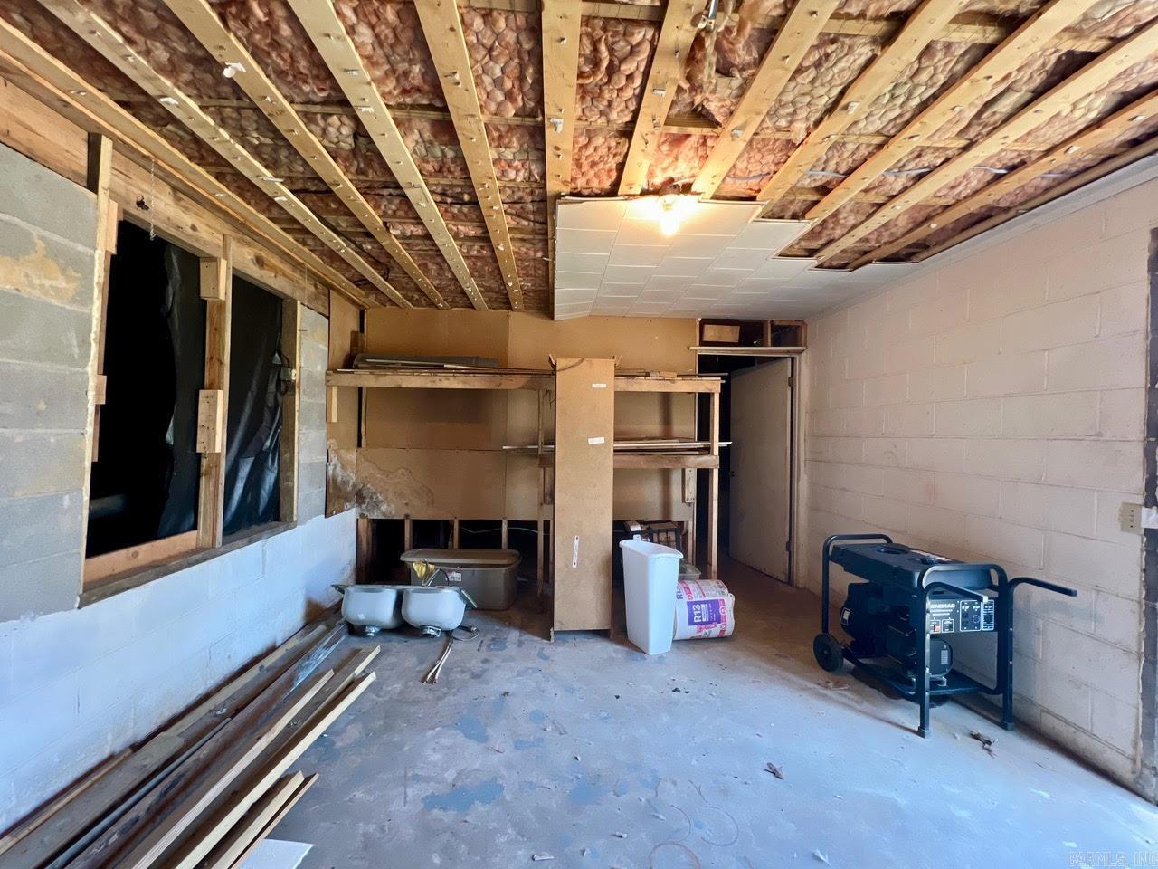 Lake View - Residential