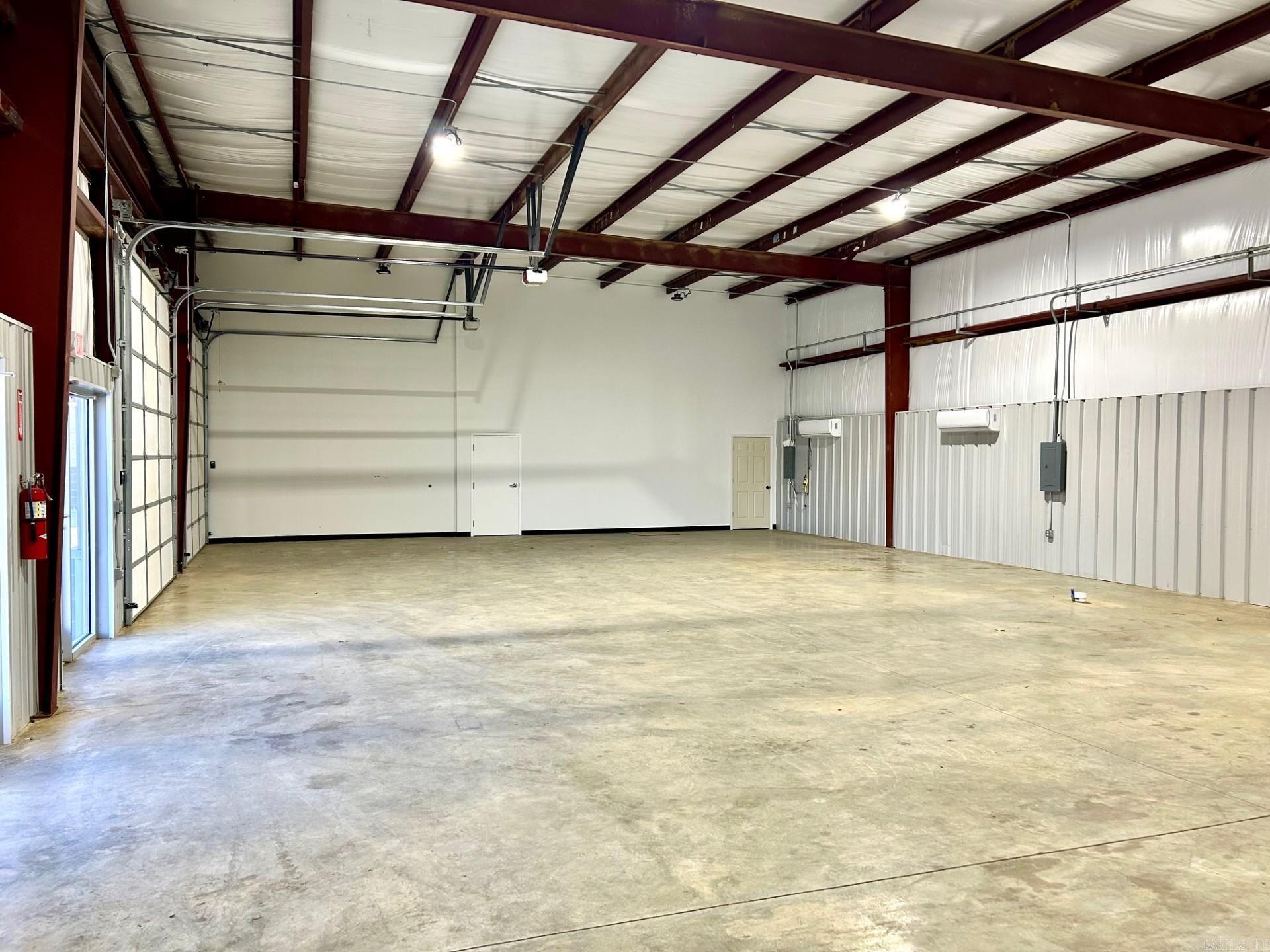 Washington - Commercial Sale