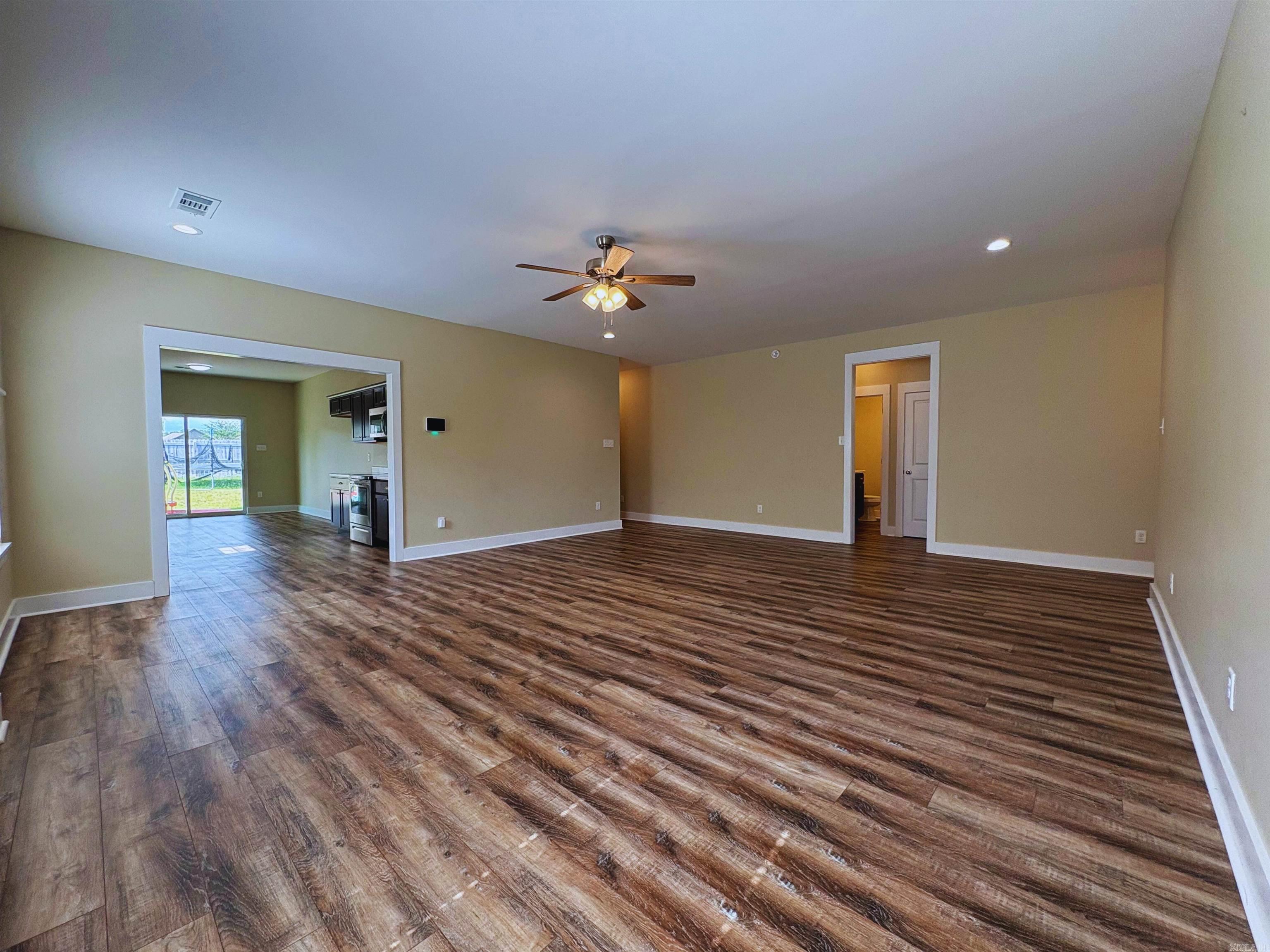 EI: THE ORCHARDS - Residential