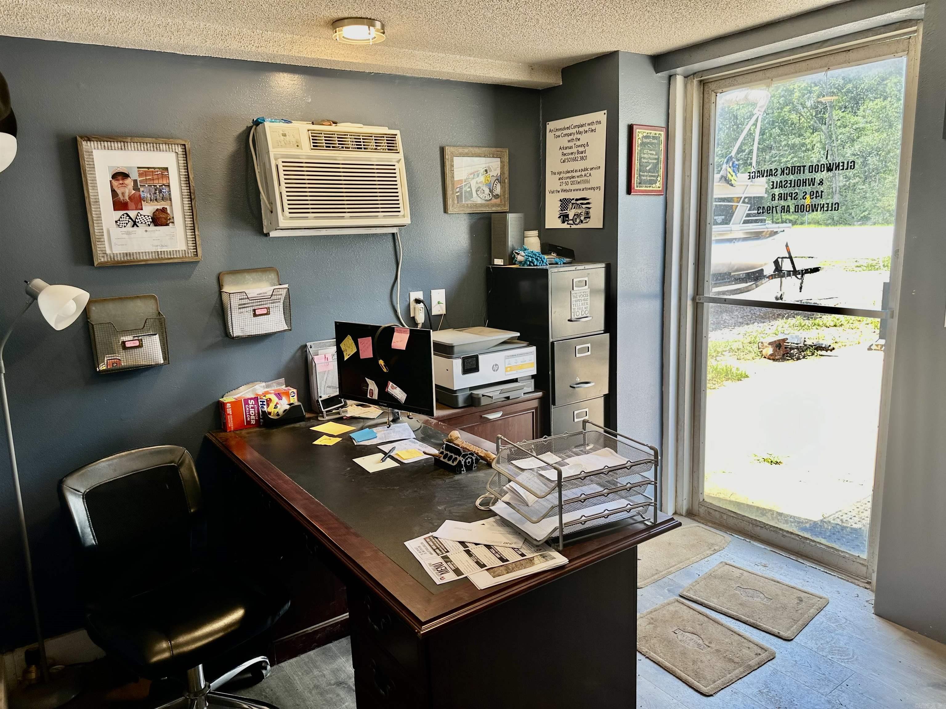 Glenwood - Commercial Sale