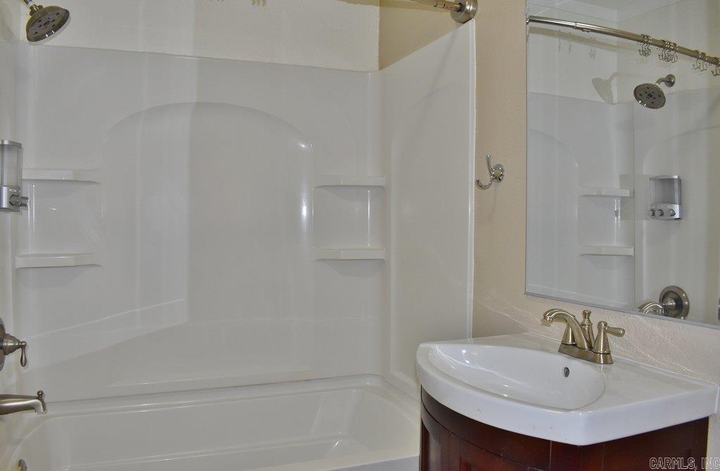 Evelyns Fountain Lake - Residential