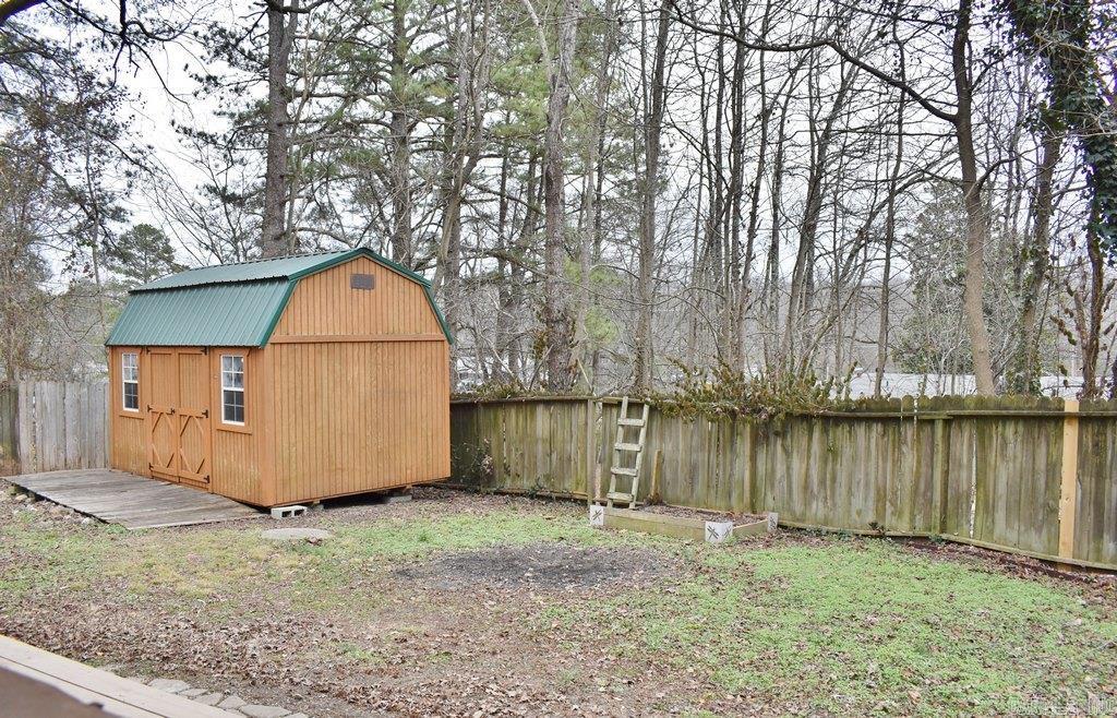 Evelyns Fountain Lake - Residential