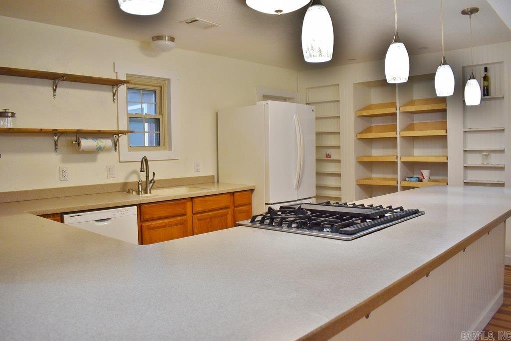 Evelyns Fountain Lake - Residential