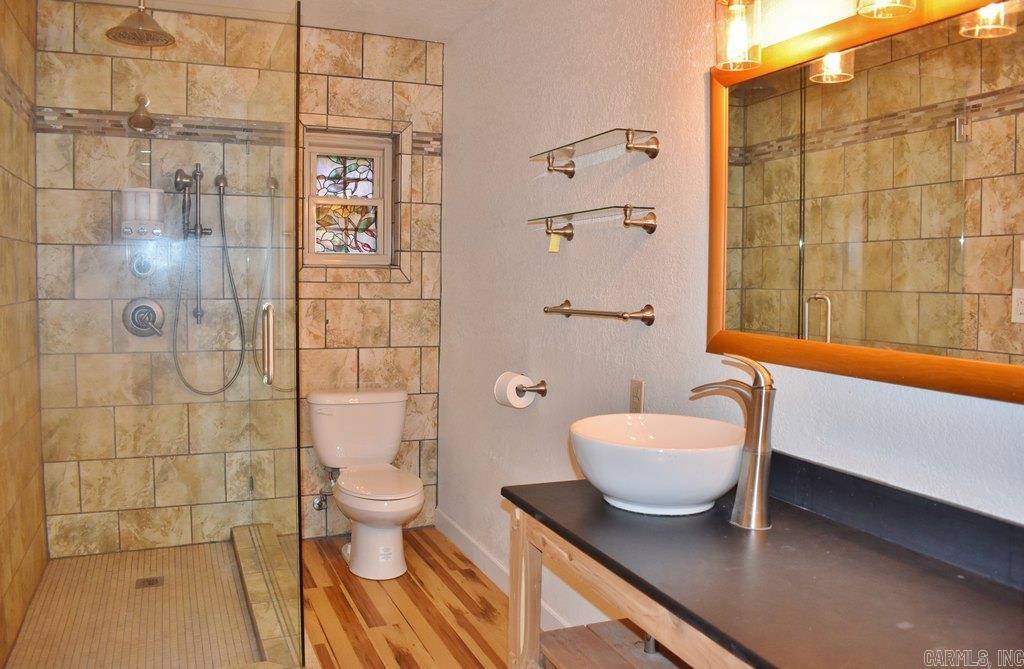 Evelyns Fountain Lake - Residential