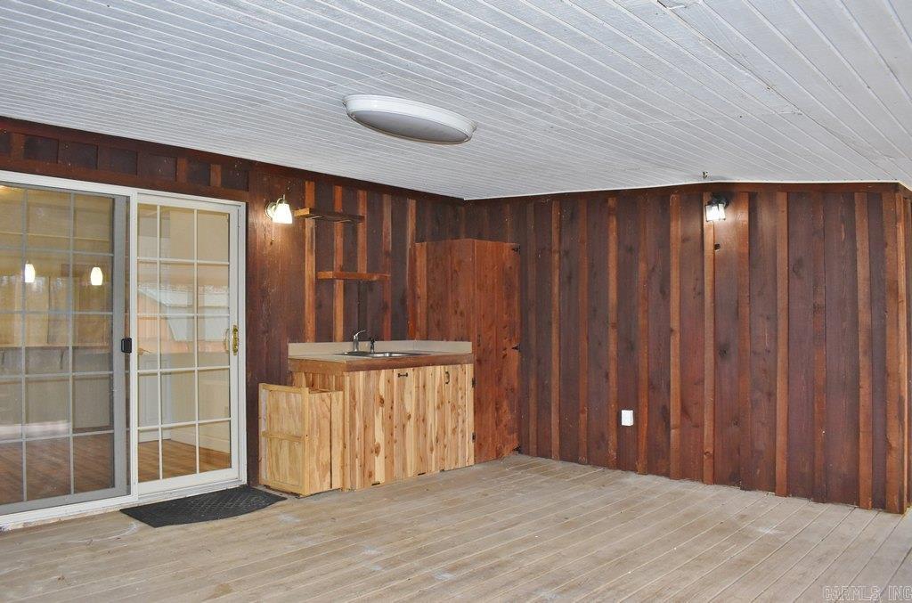 Evelyns Fountain Lake - Residential