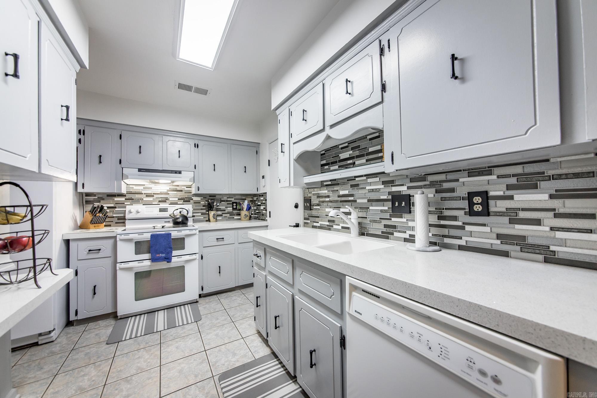 SILVER CREEK - Residential