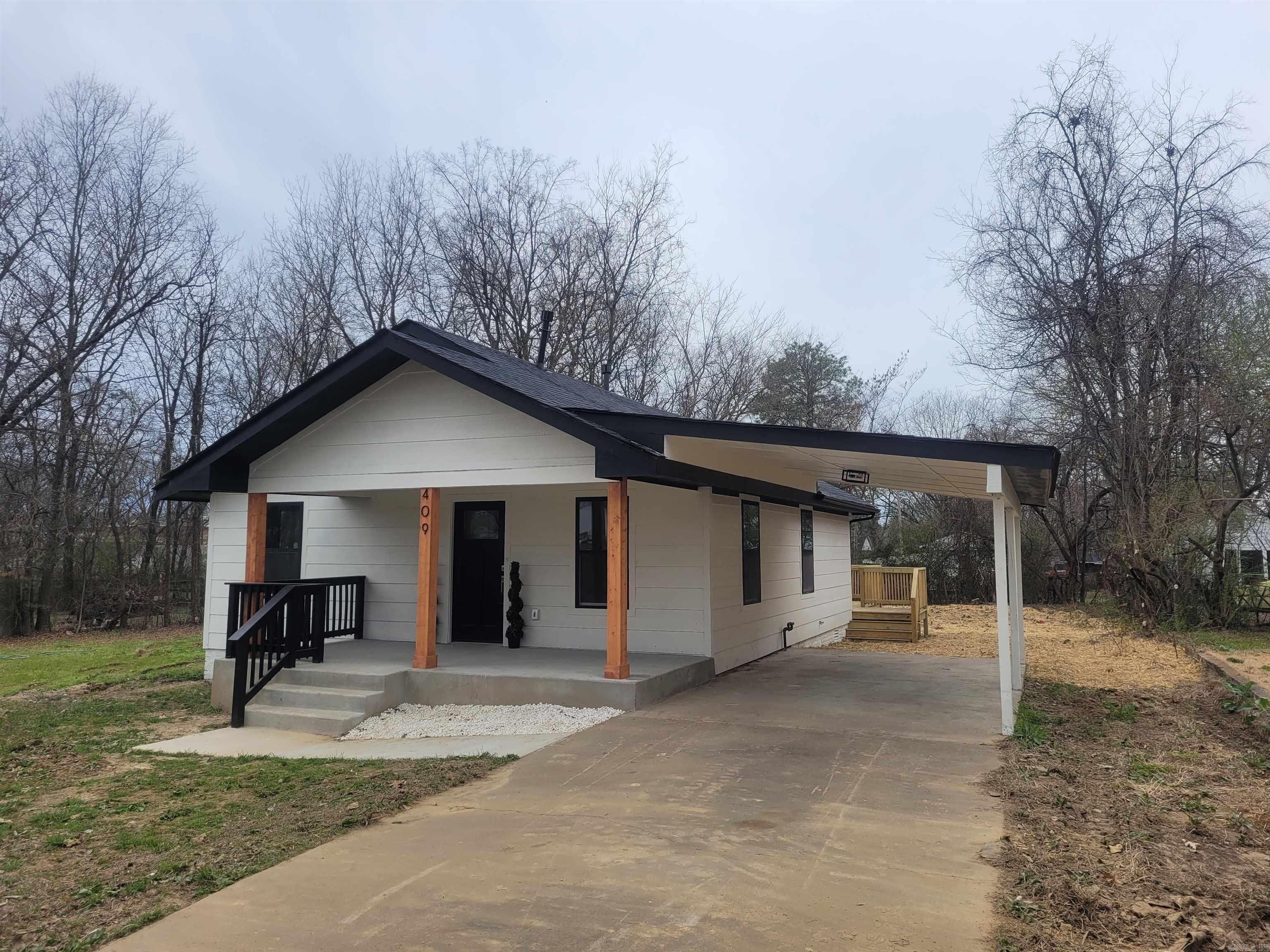 HAIRSTON ADDN - Residential