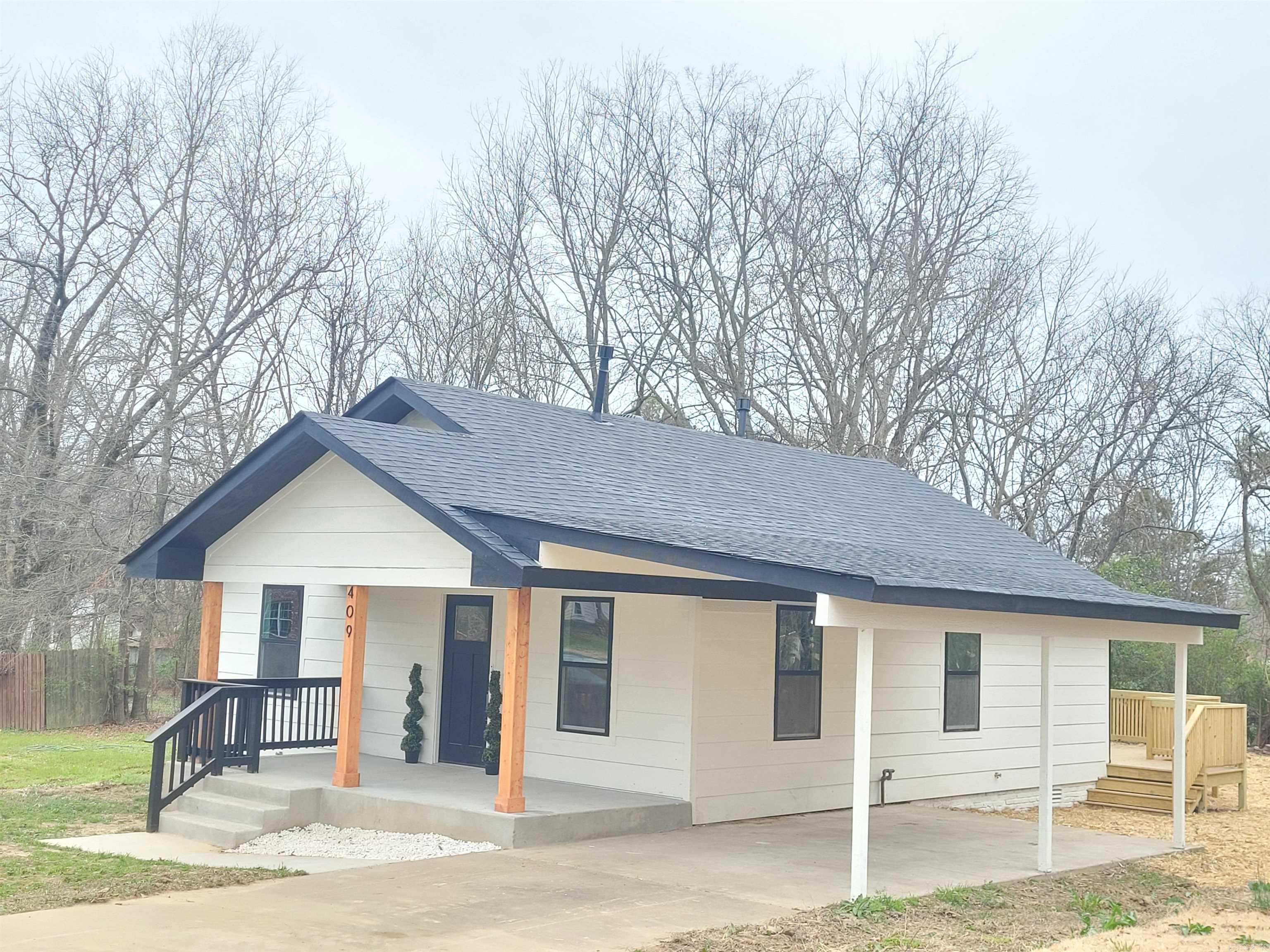 HAIRSTON ADDN - Residential