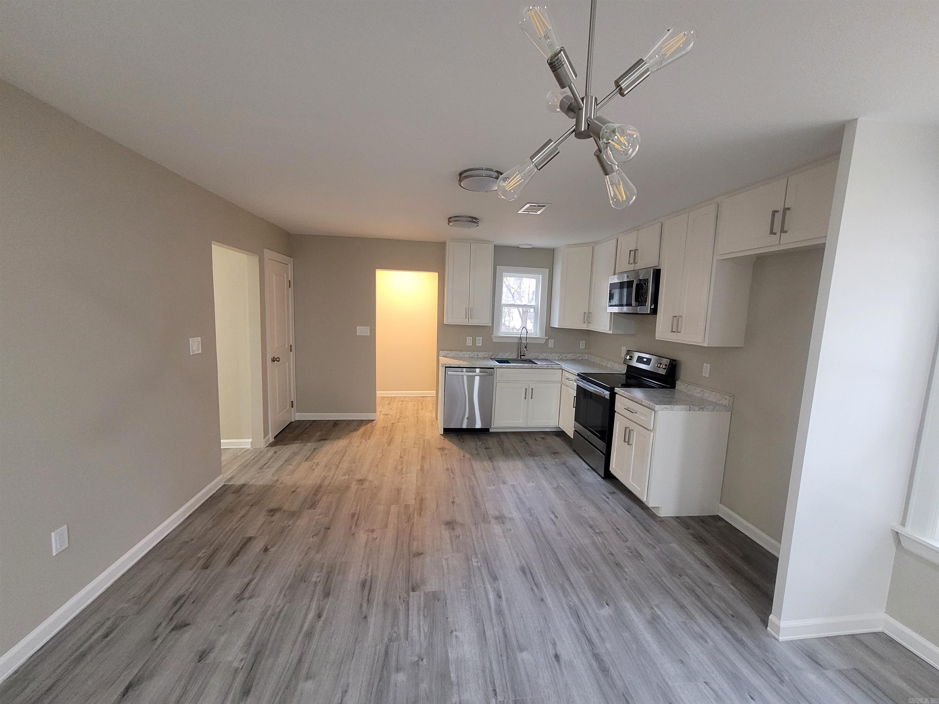 HAIRSTON ADDN - Residential