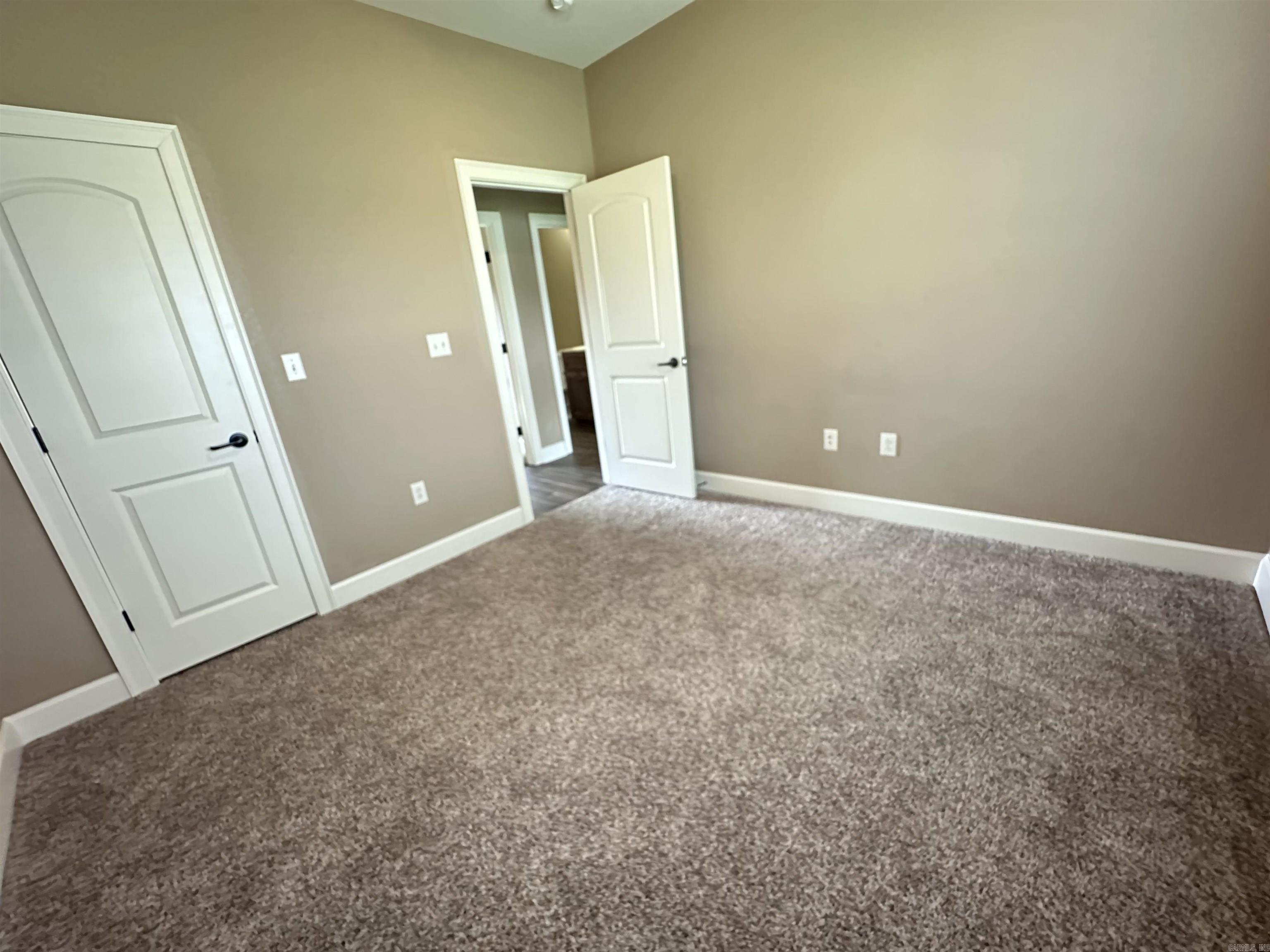 WATSON PLACE - Residential