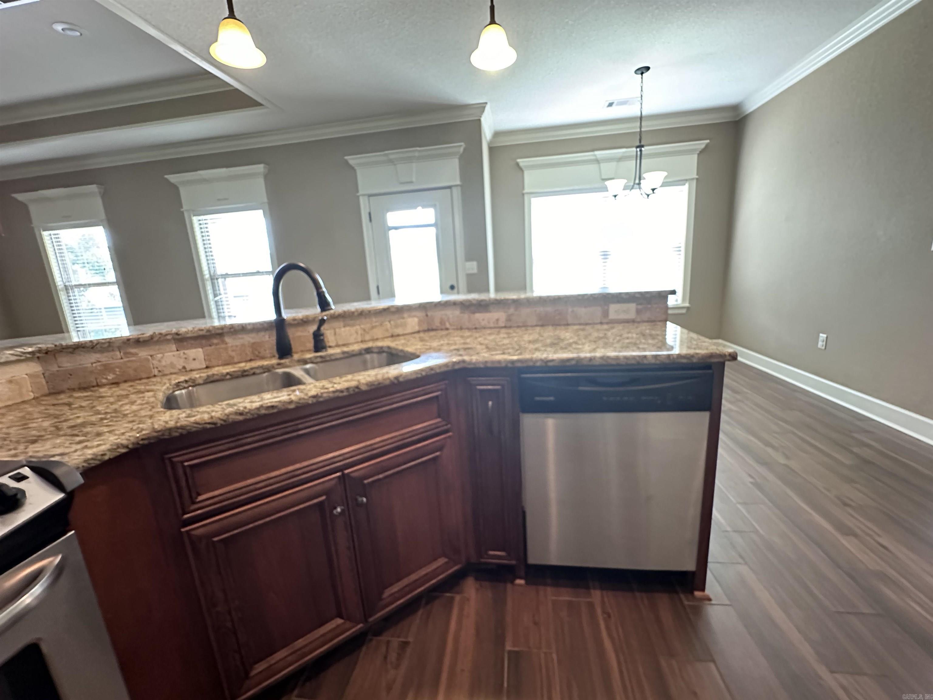 WATSON PLACE - Residential