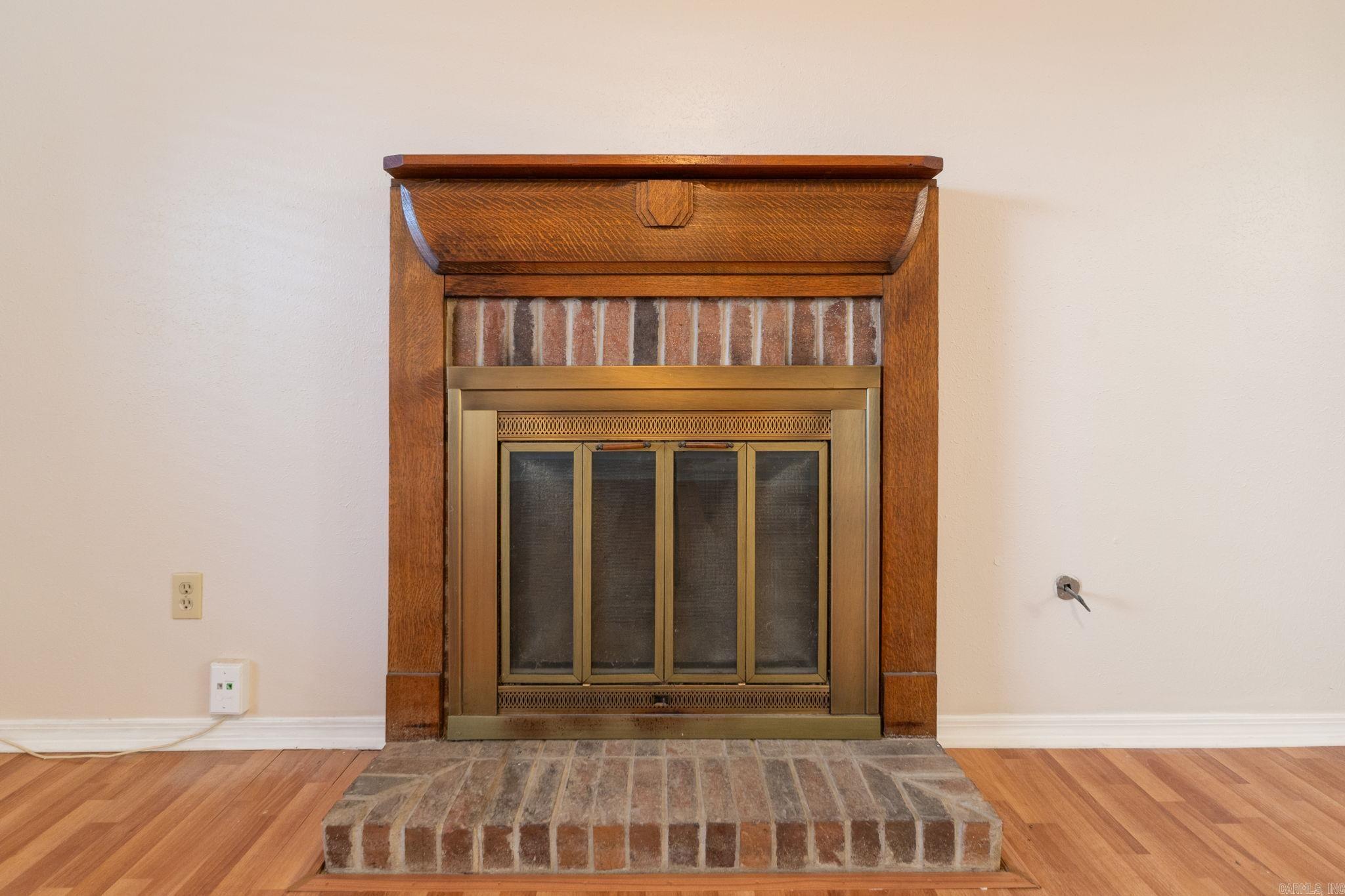 ROLLING OAKS - Residential