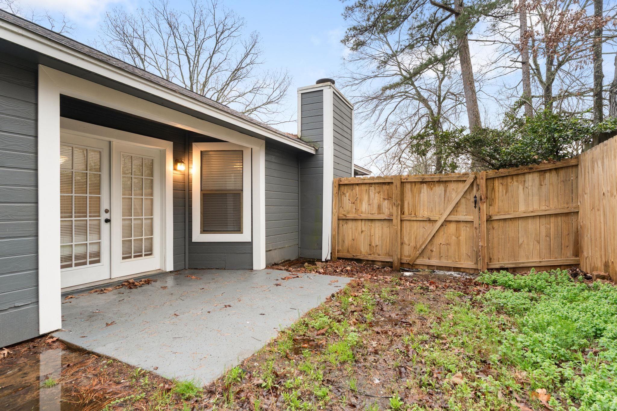 ROLLING OAKS - Residential