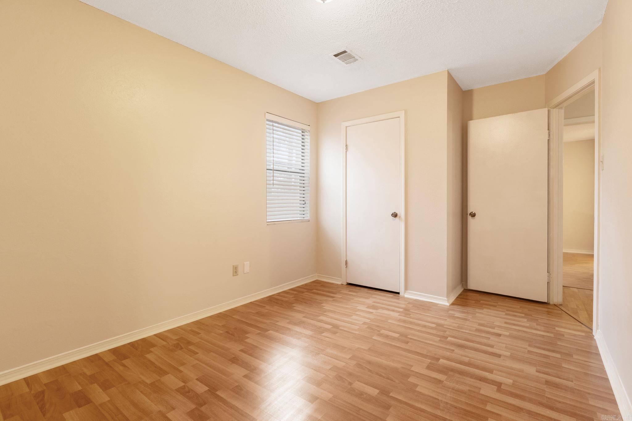 ROLLING OAKS - Residential