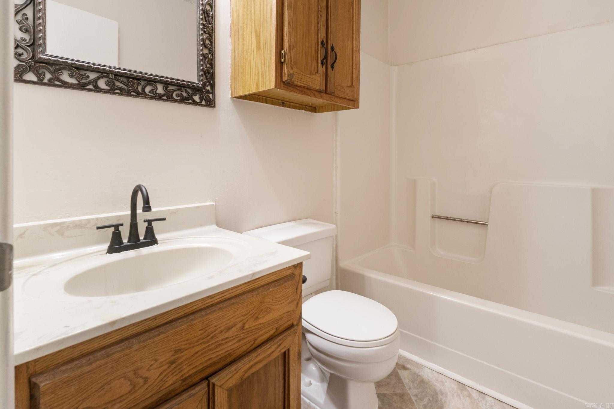 ROLLING OAKS - Residential