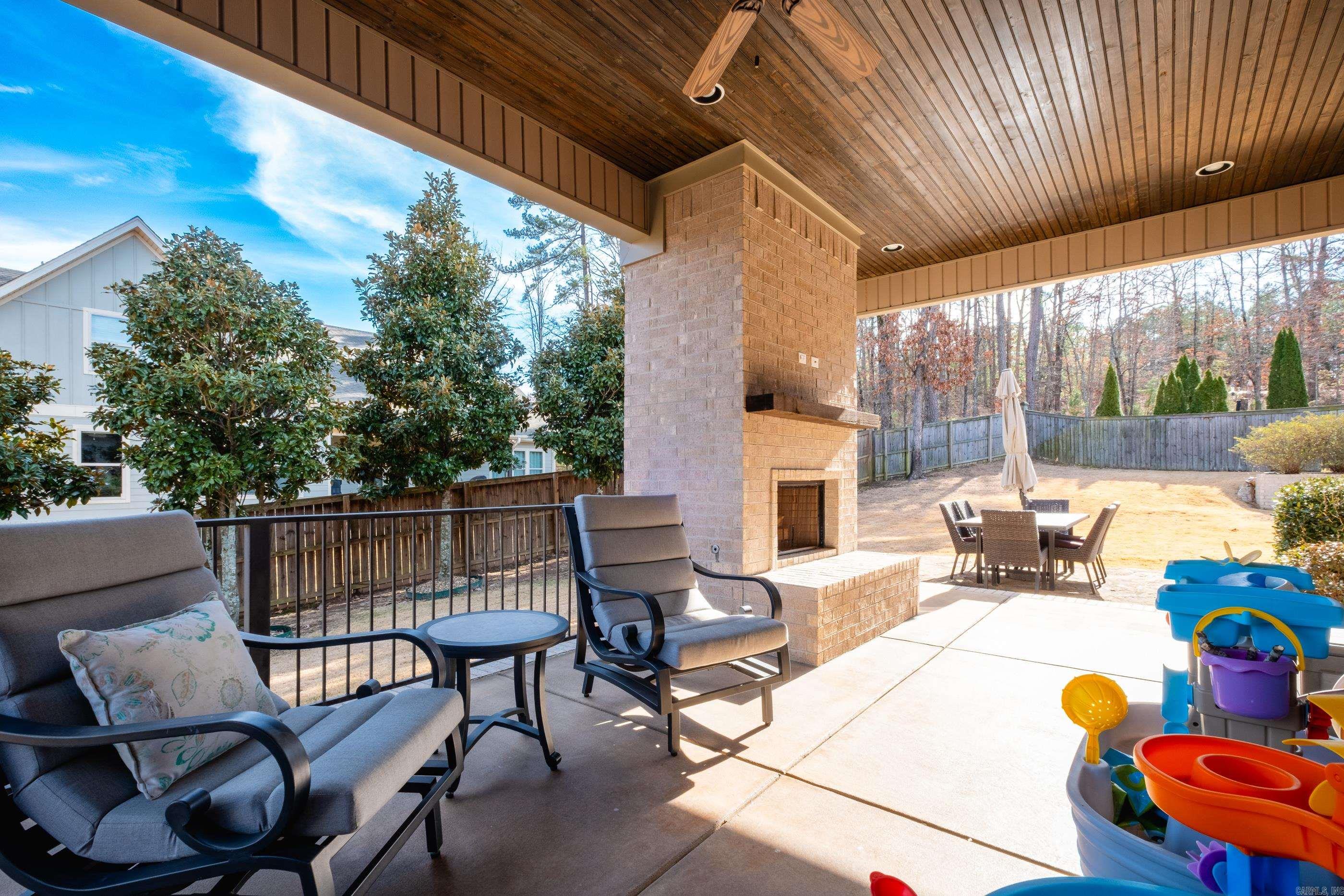 CHENAL VALLEY MIRAMAR PLACE - LI - Residential