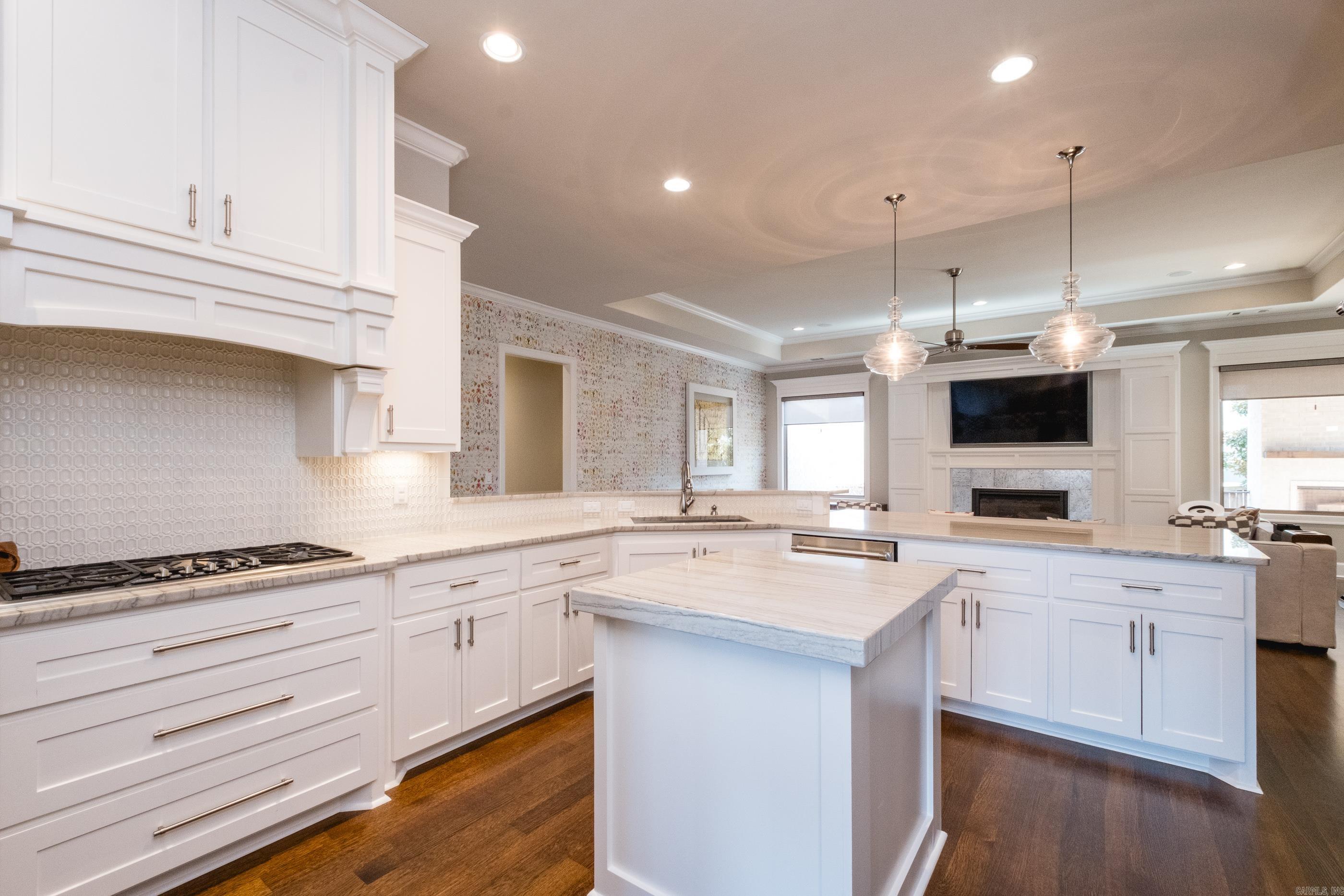 CHENAL VALLEY MIRAMAR PLACE - LI - Residential