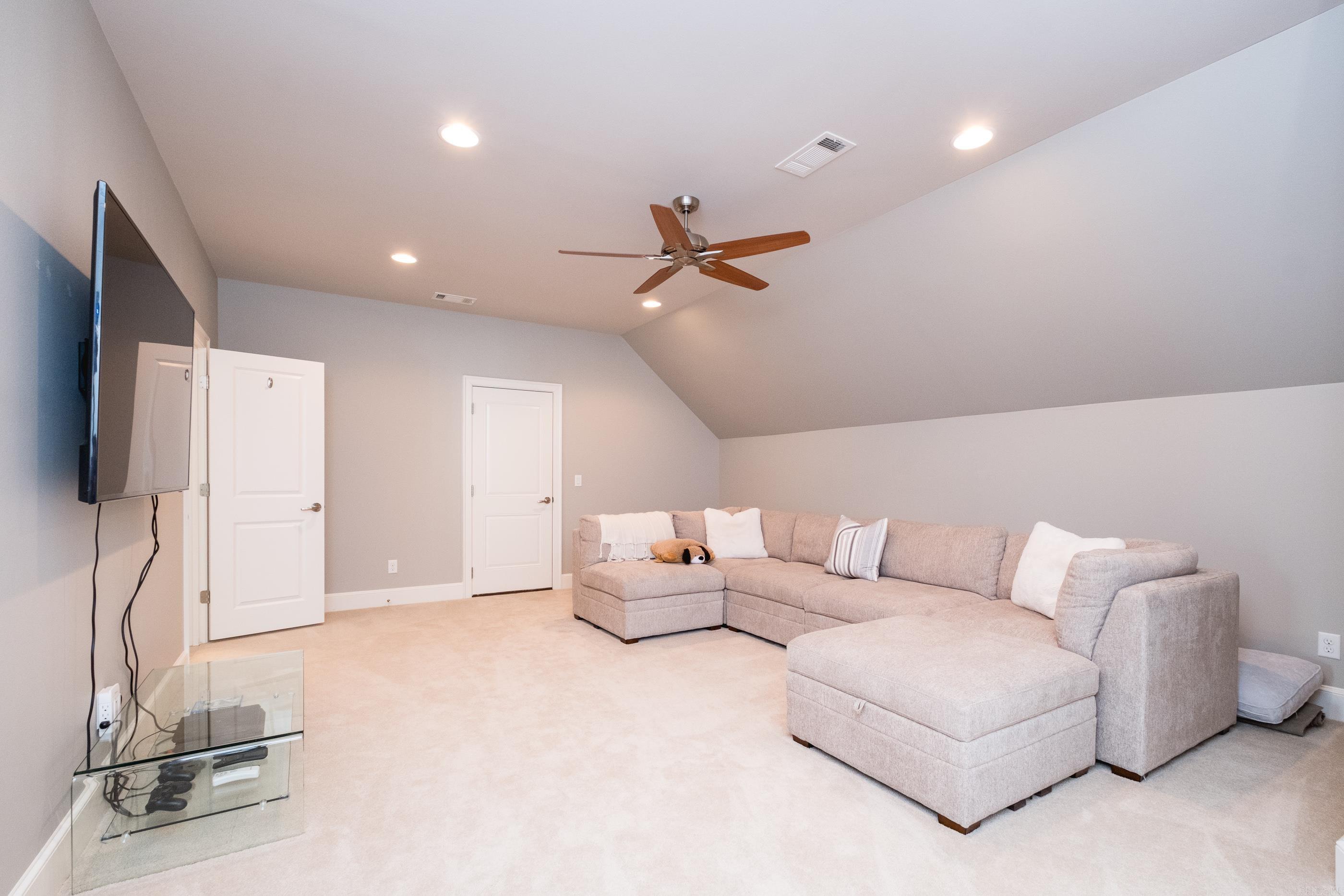 CHENAL VALLEY MIRAMAR PLACE - LI - Residential