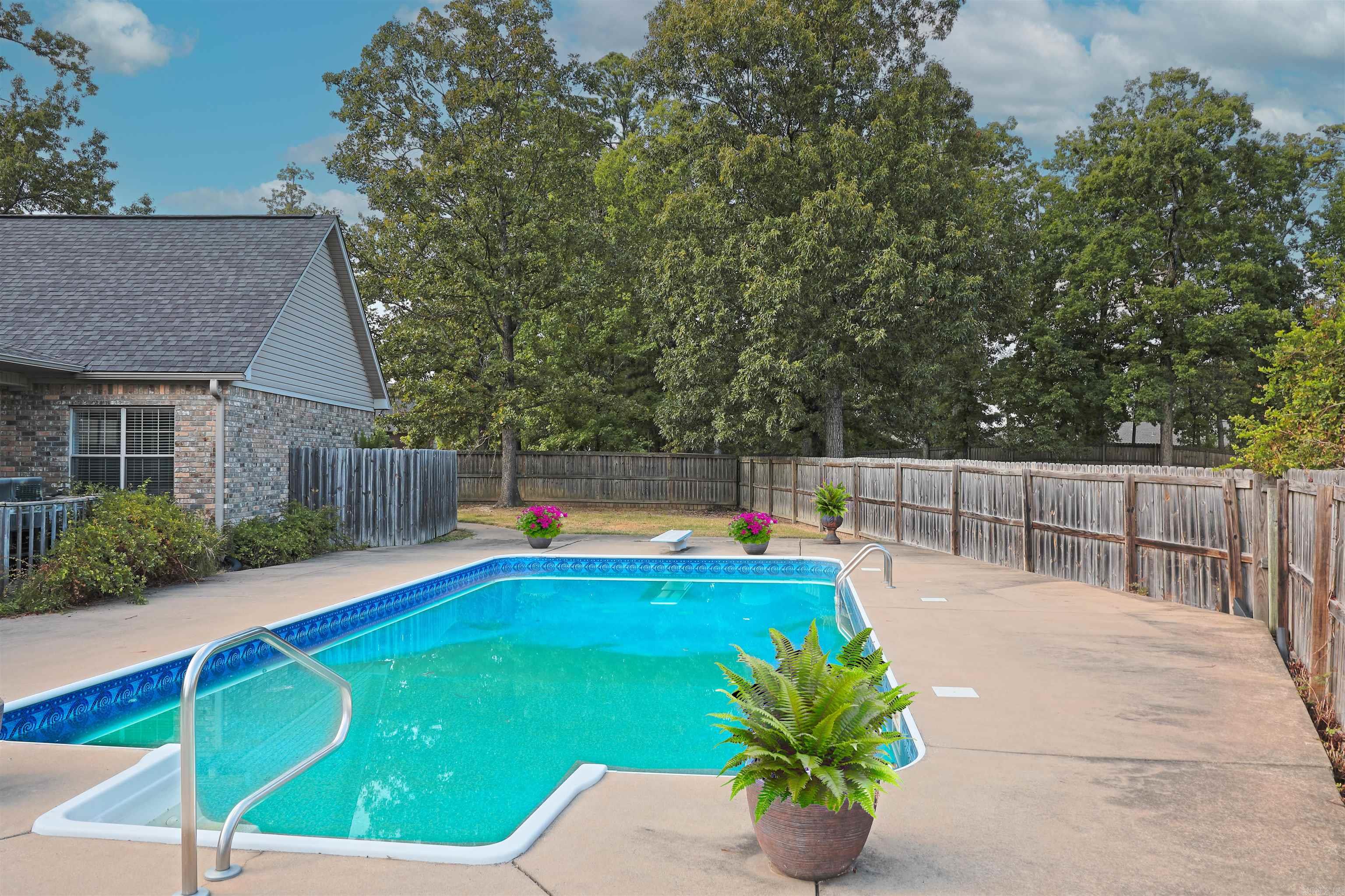 WOODLANDS - Residential