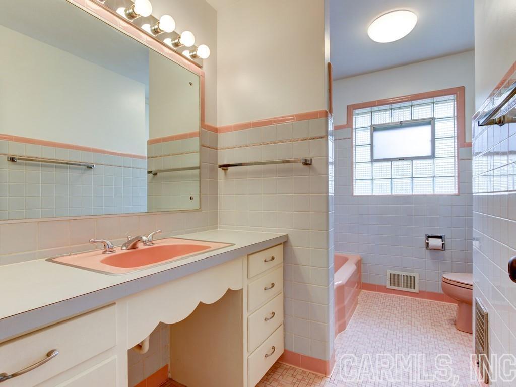 Paradise Acres - Residential