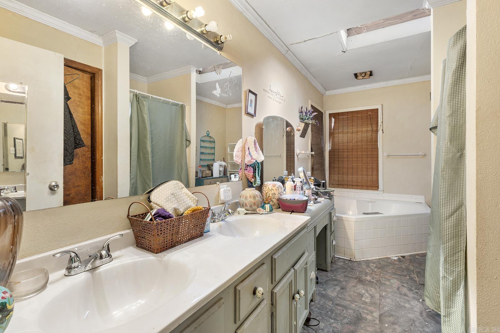 WESTWOOD - Residential