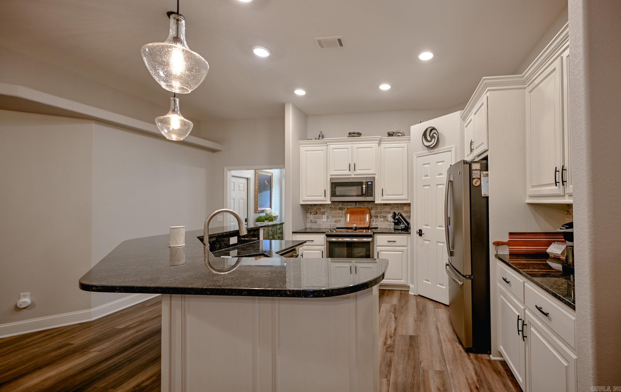 BETHESDA HEIGHTS - Residential