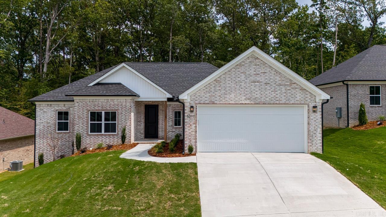CYPRESS VALLEY - Residential