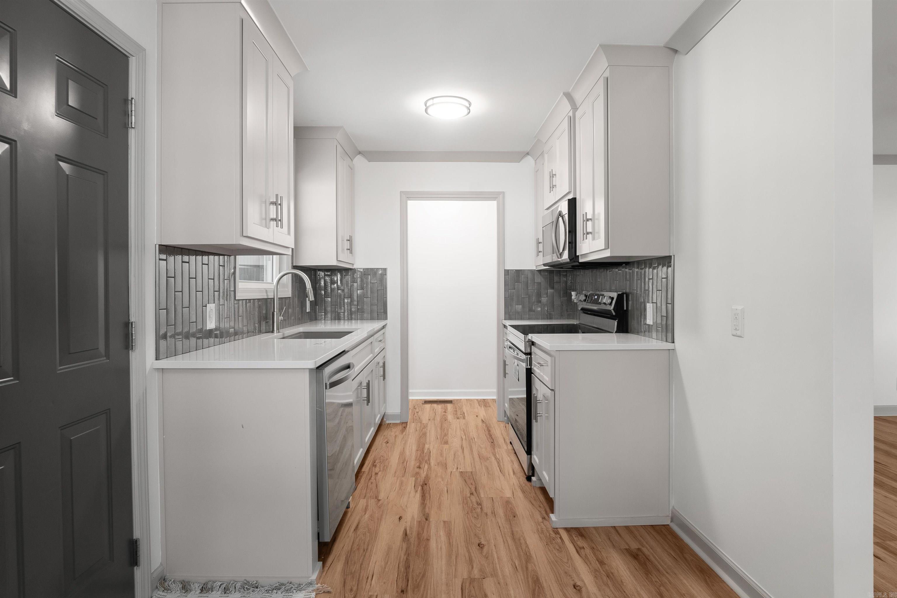 MOORE & CASE ADDITION - Residential