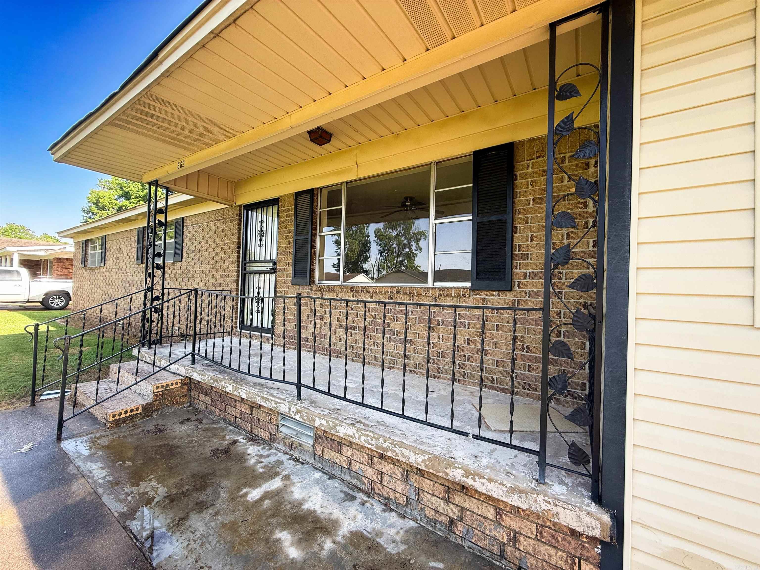 POPLAR ACRES - Residential