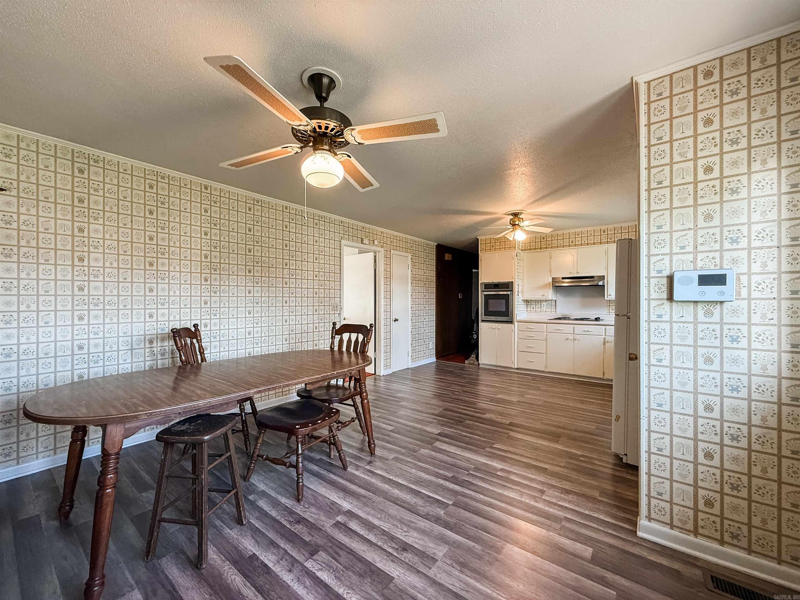 POPLAR ACRES - Residential