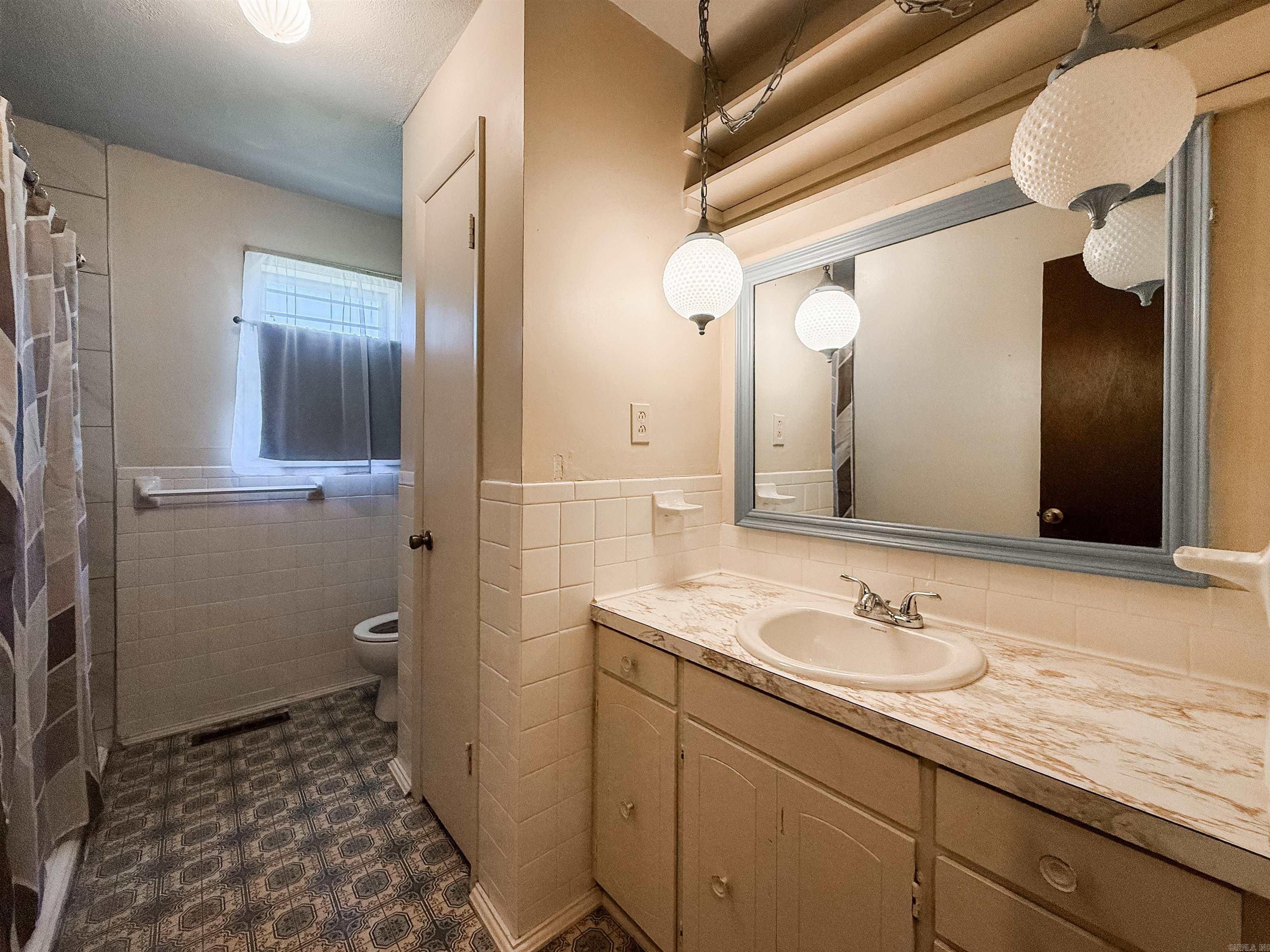 POPLAR ACRES - Residential