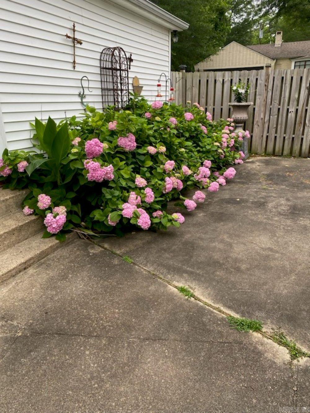 2ND WEST MAIN HEIGHTS - Residential