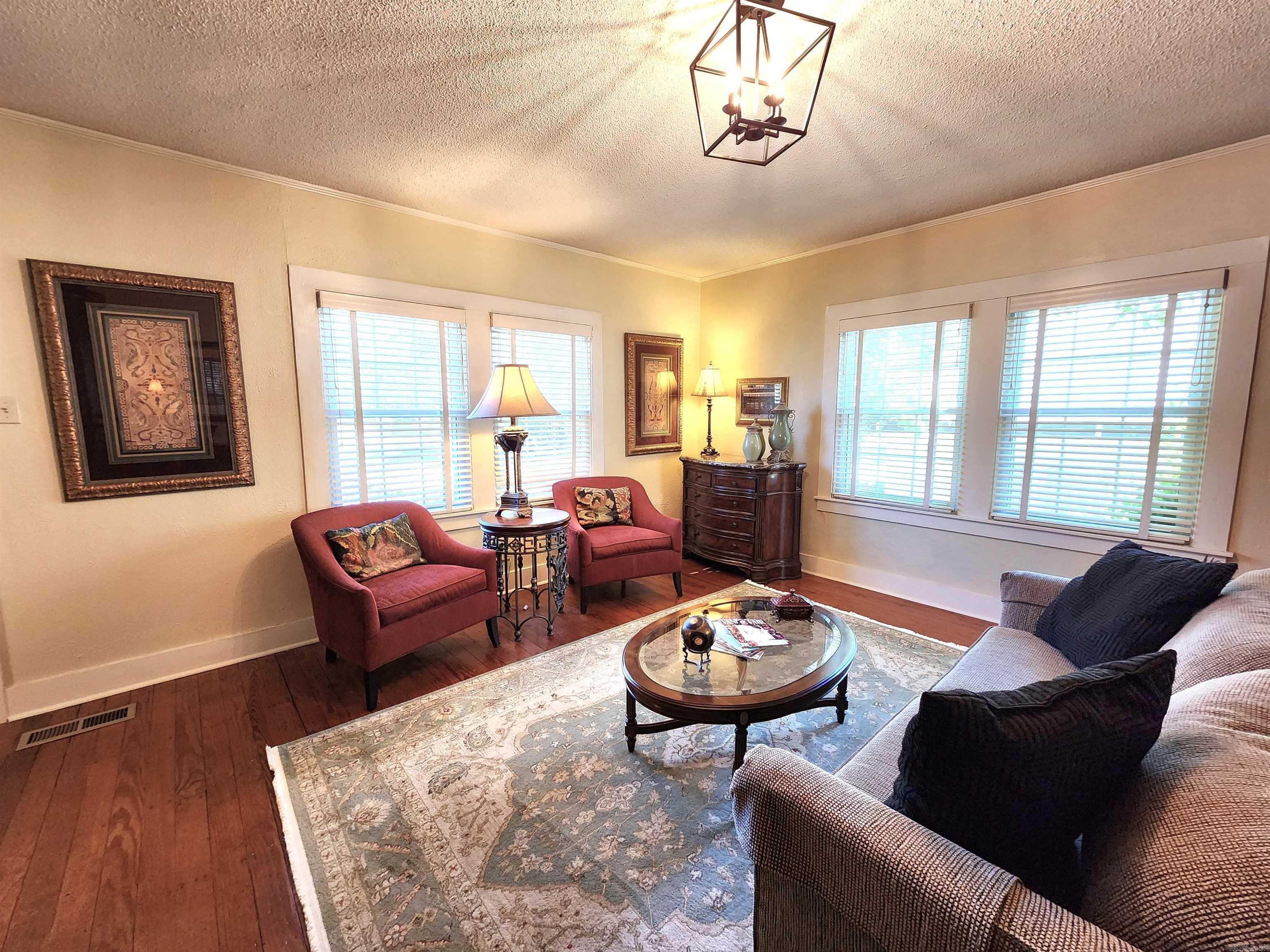 2ND WEST MAIN HEIGHTS - Residential