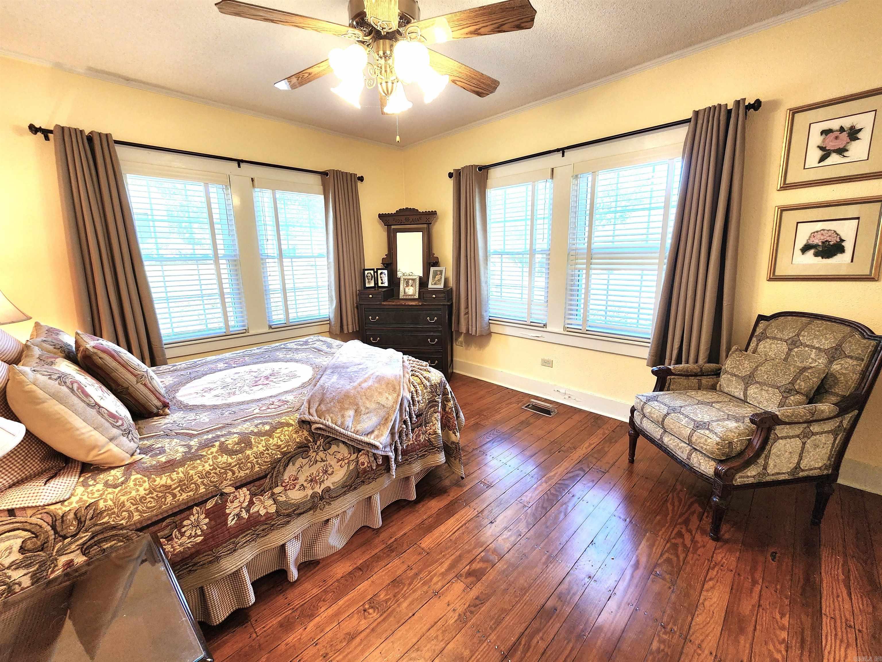 2ND WEST MAIN HEIGHTS - Residential