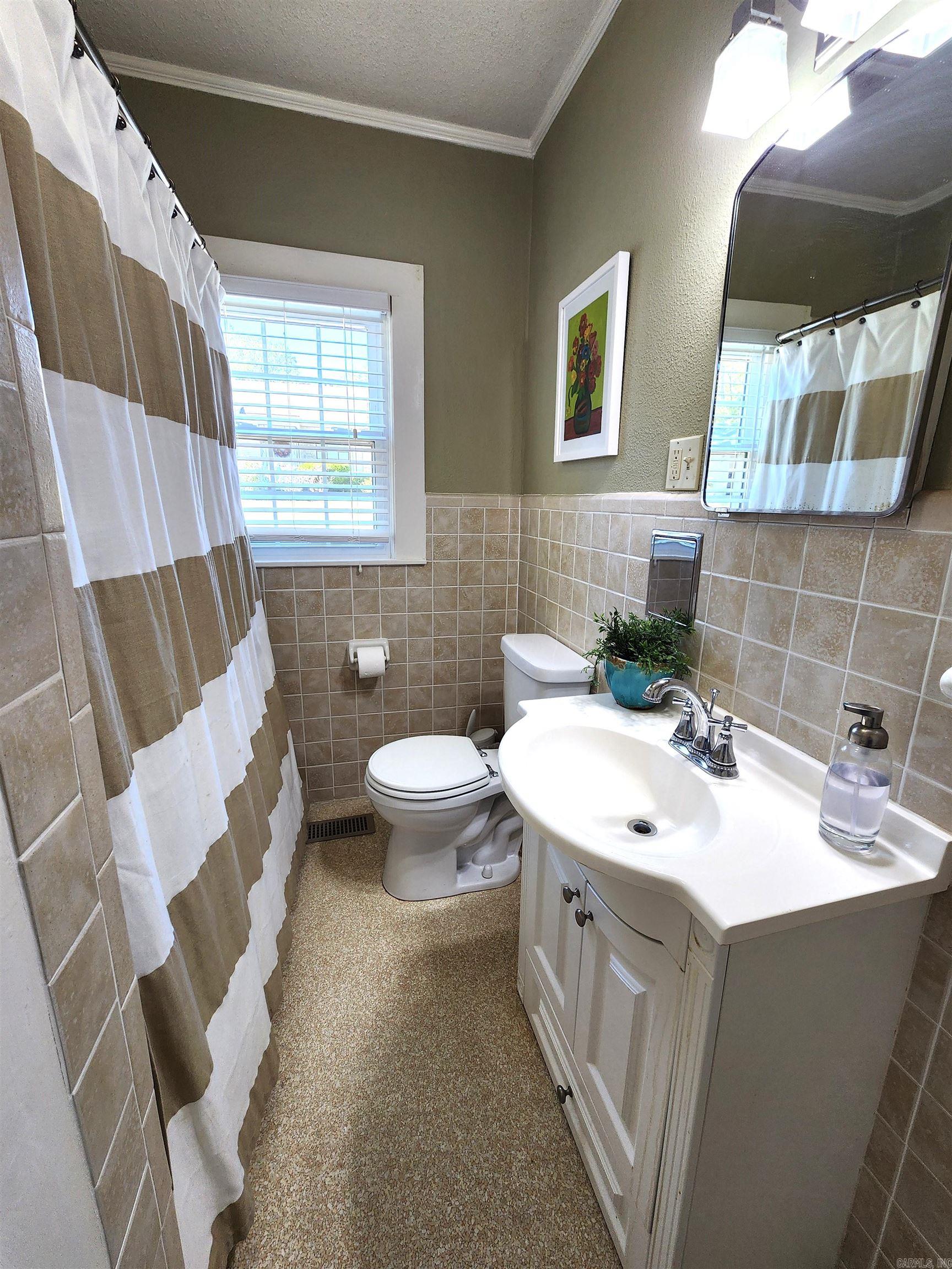 2ND WEST MAIN HEIGHTS - Residential