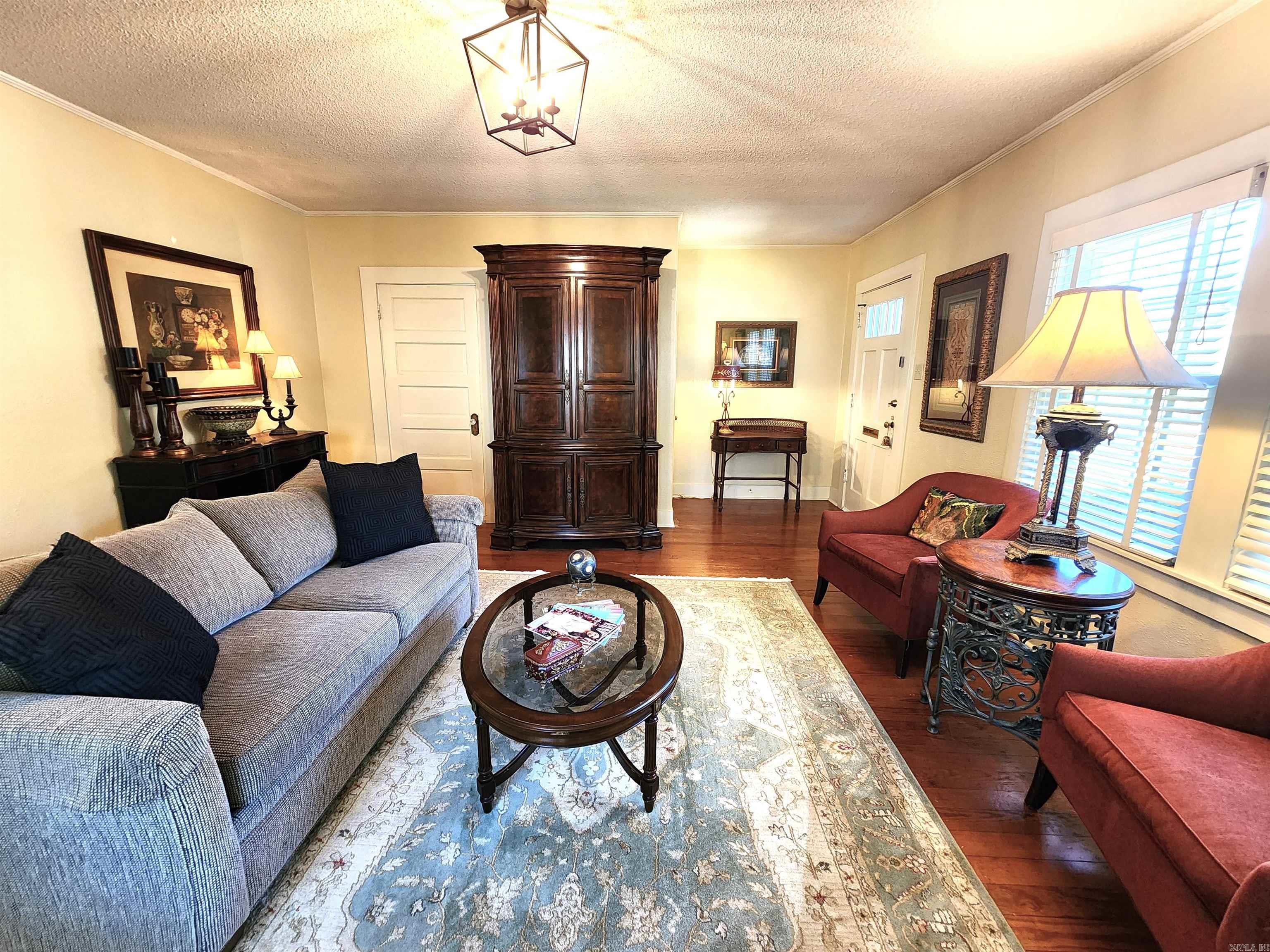 2ND WEST MAIN HEIGHTS - Residential