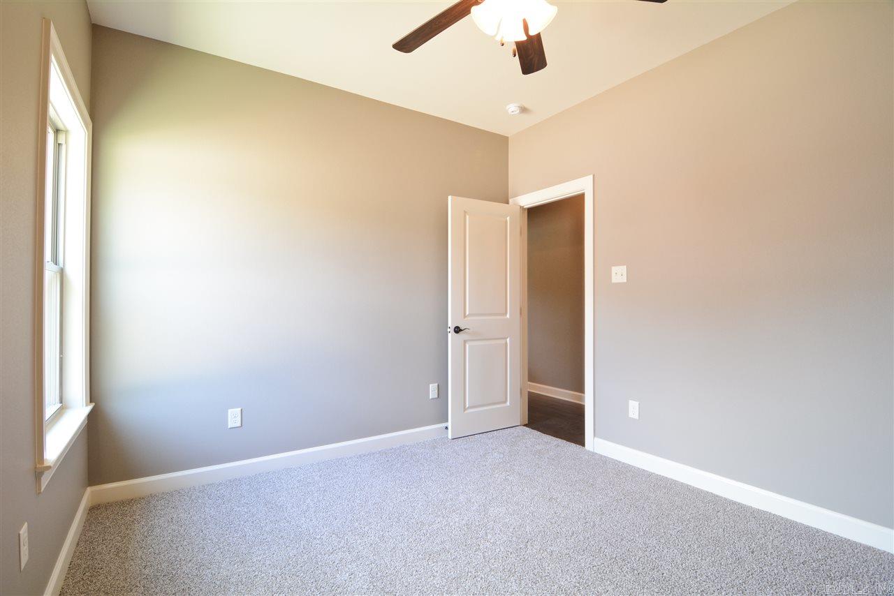 MILLERS GLENN - Residential