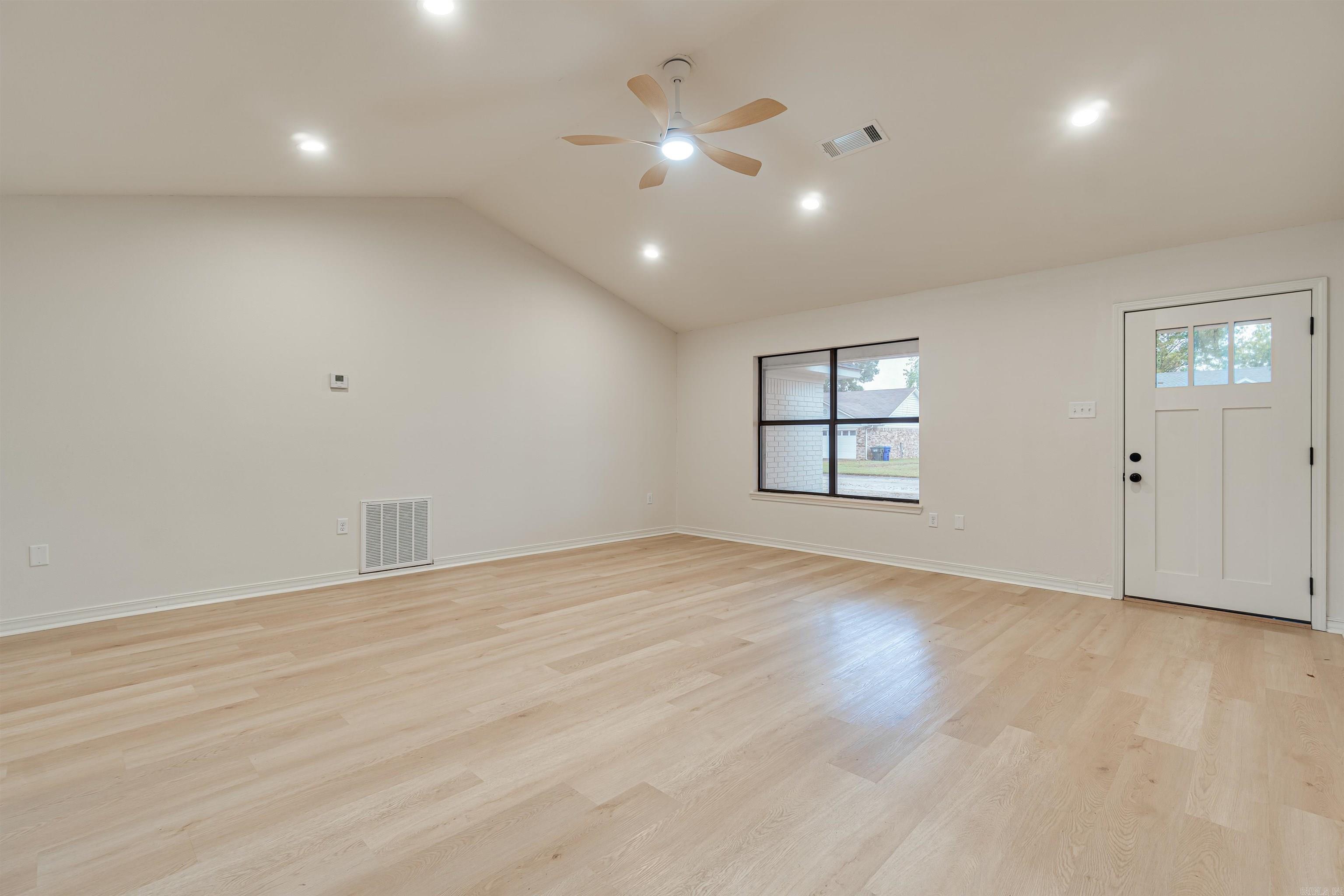 INDIAN MEADOWS - Residential