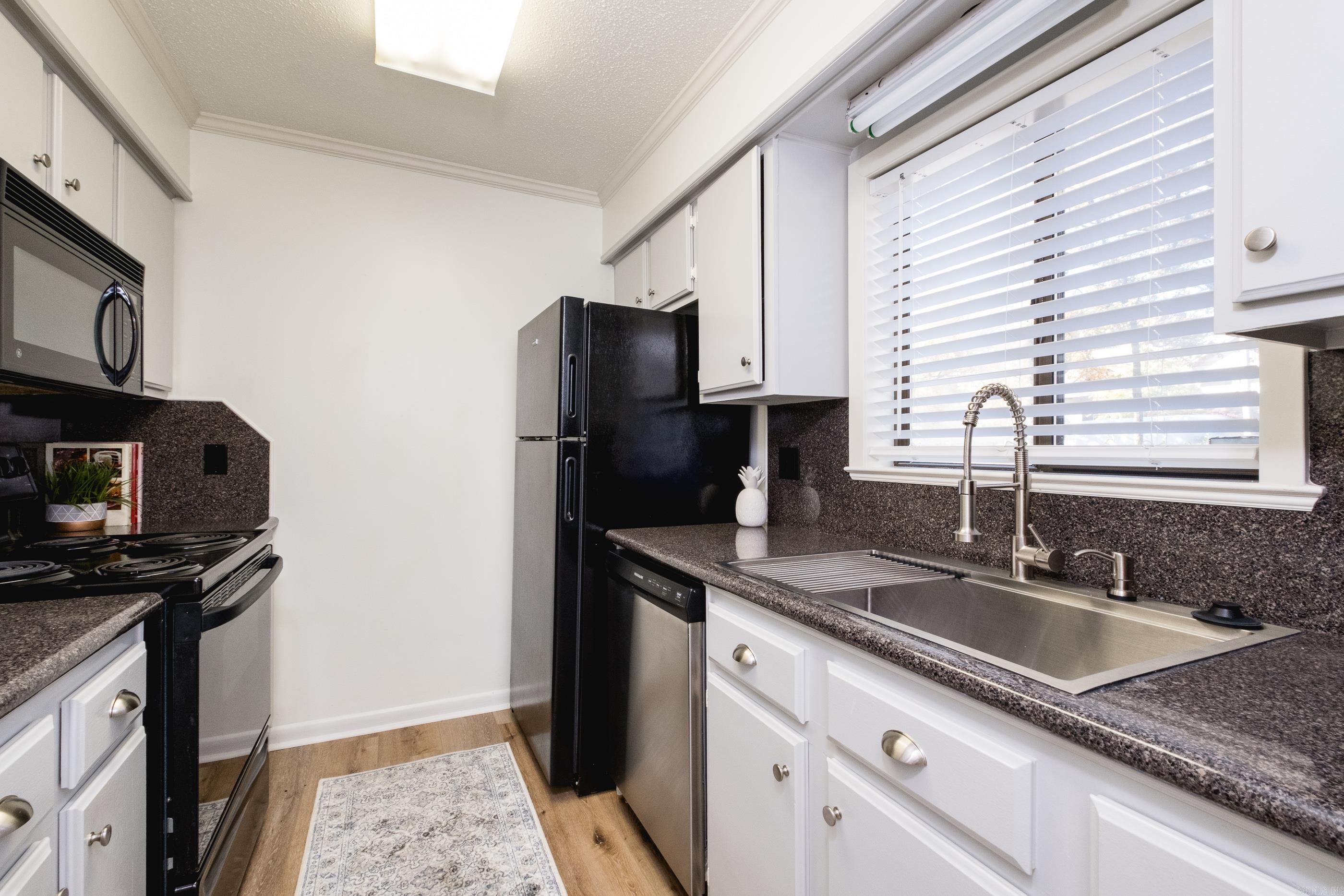 FOREST HGTS CONDO - Residential