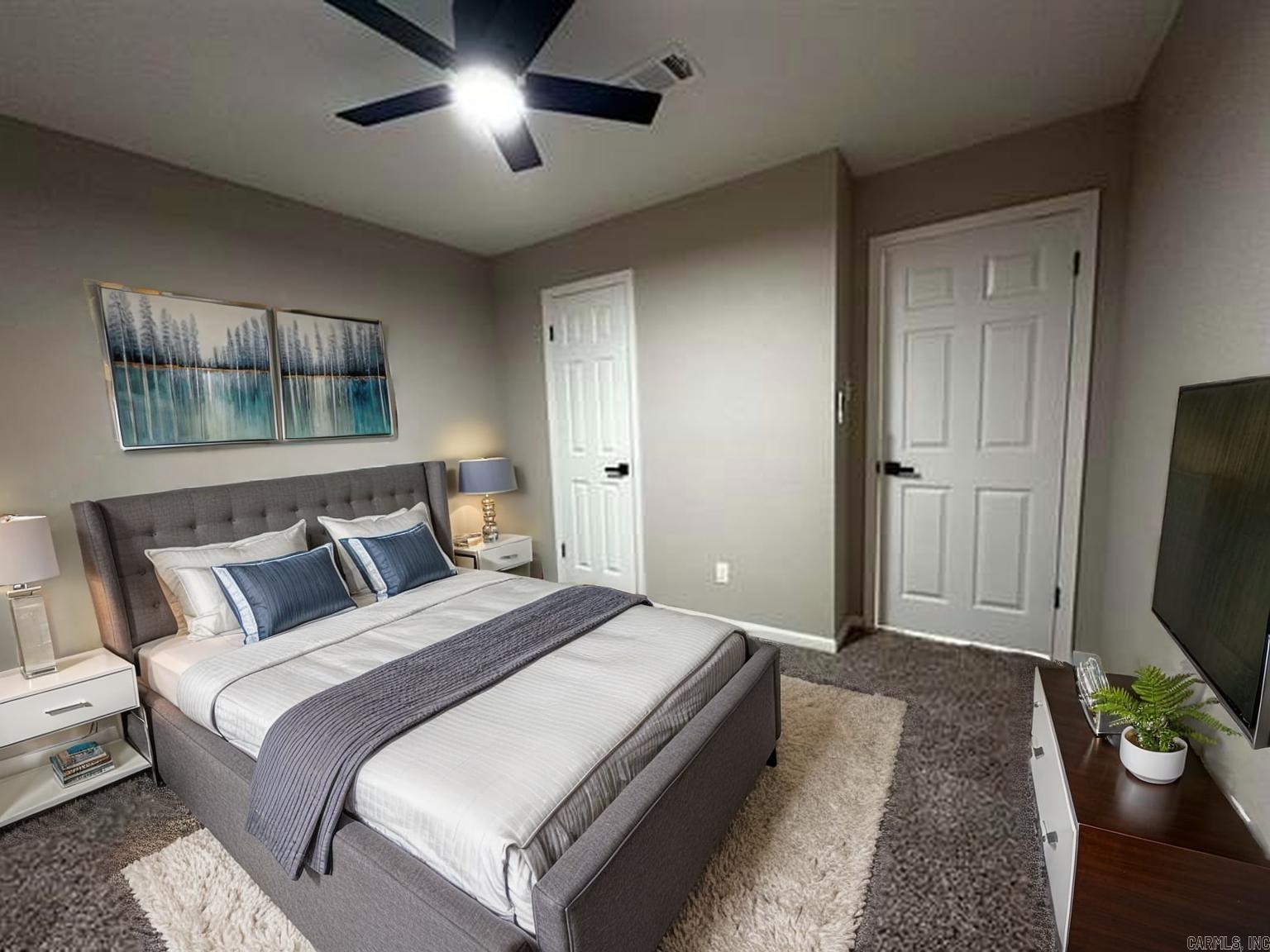 ROLLING HILLS - Residential