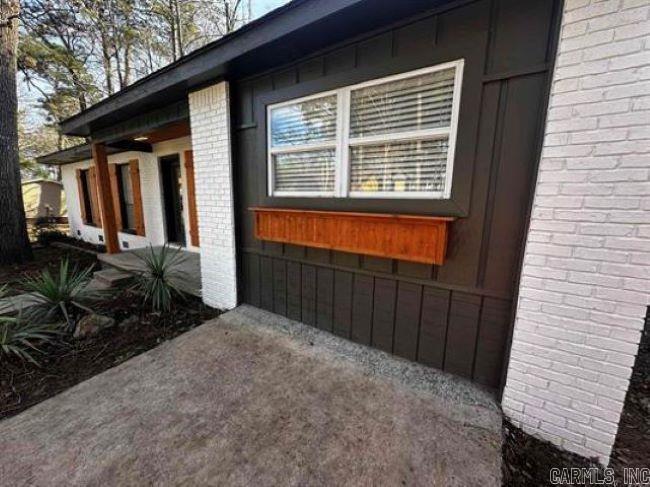 ROLLING HILLS - Residential