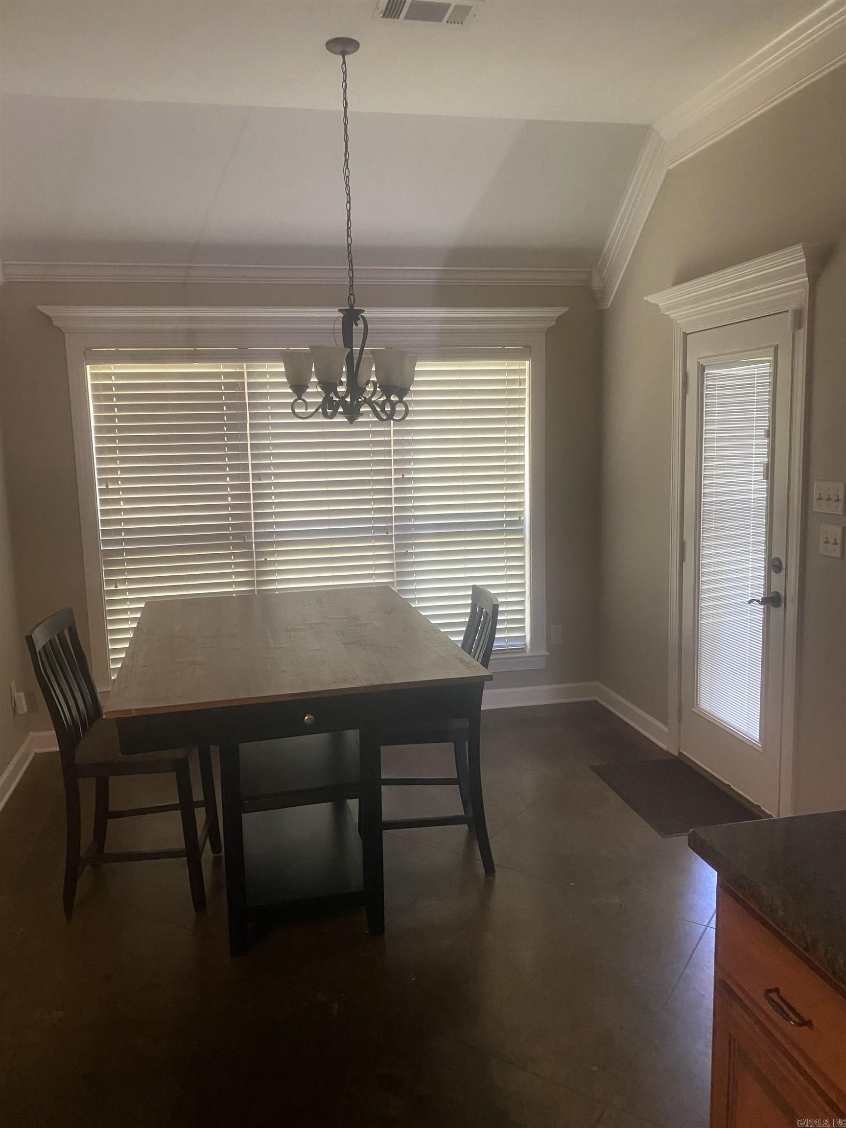 COUNTRY CLUB OF ARK THE - Residential